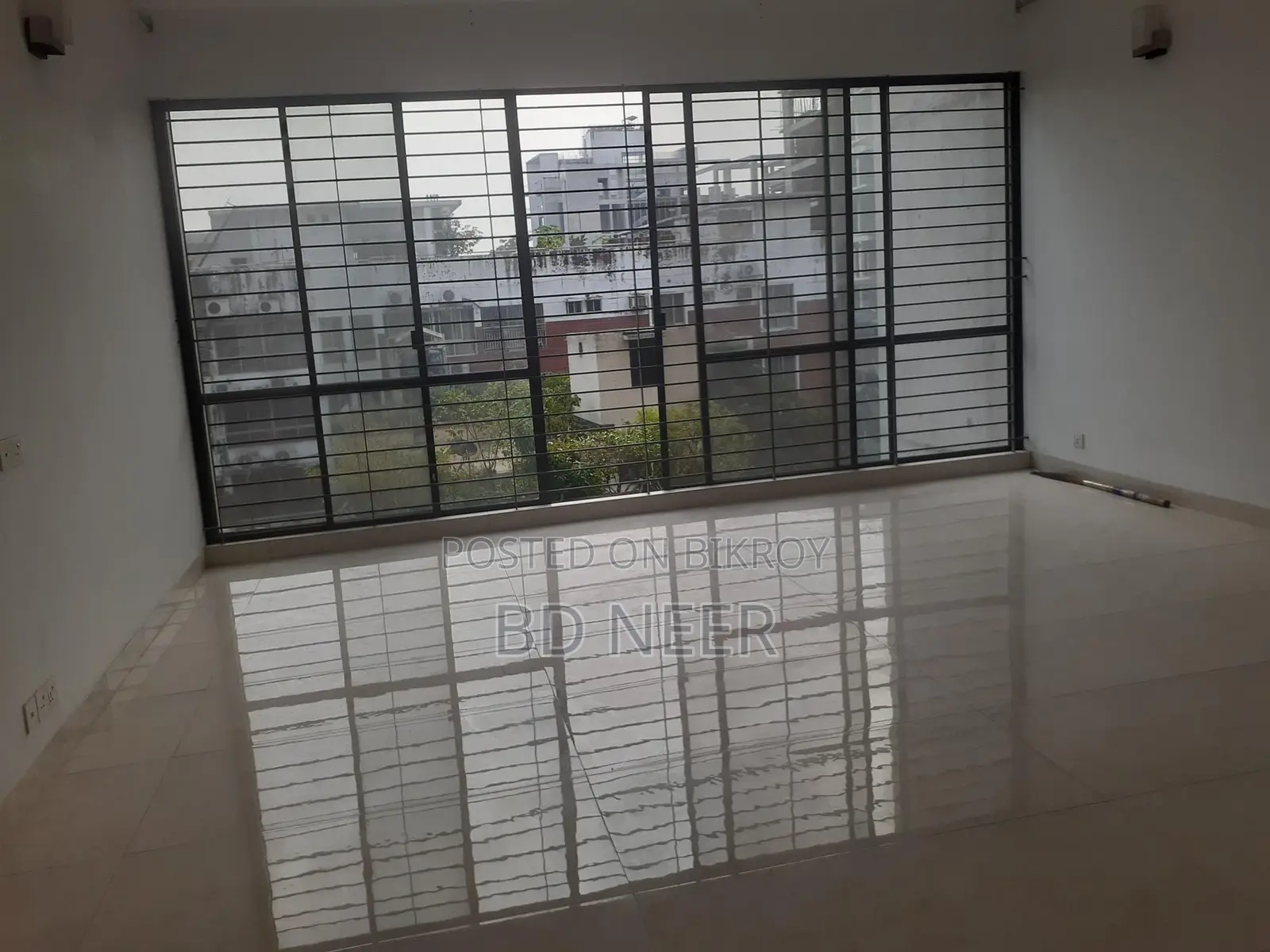 Newly Ready 5000 Sq Ft 4 Bed with Gym Nice Flat Rent in Gulshan-2 in Gulshan