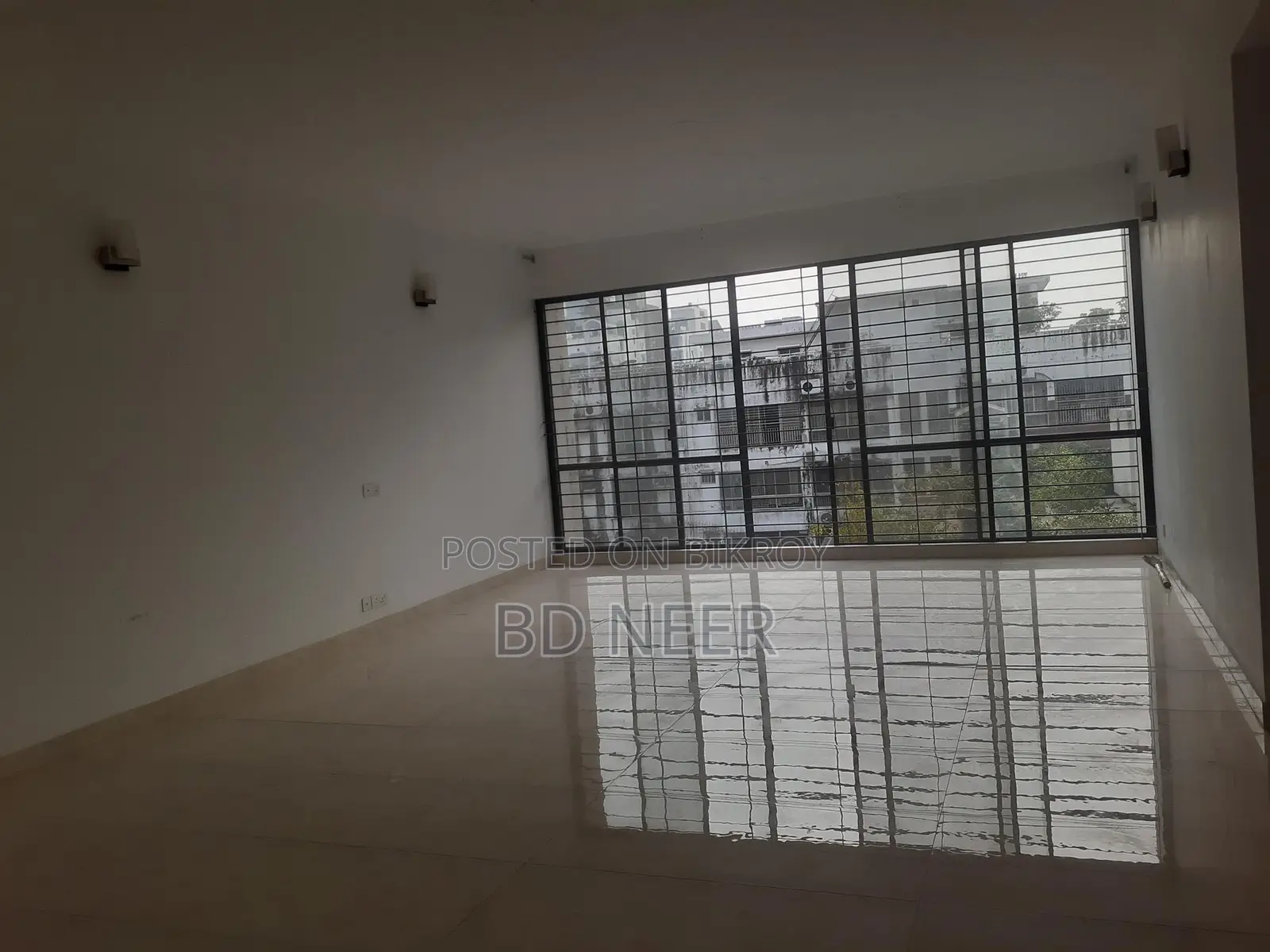 Newly Ready 5000 Sq Ft 4 Bed with Gym Nice Flat Rent in Gulshan-2 in Gulshan