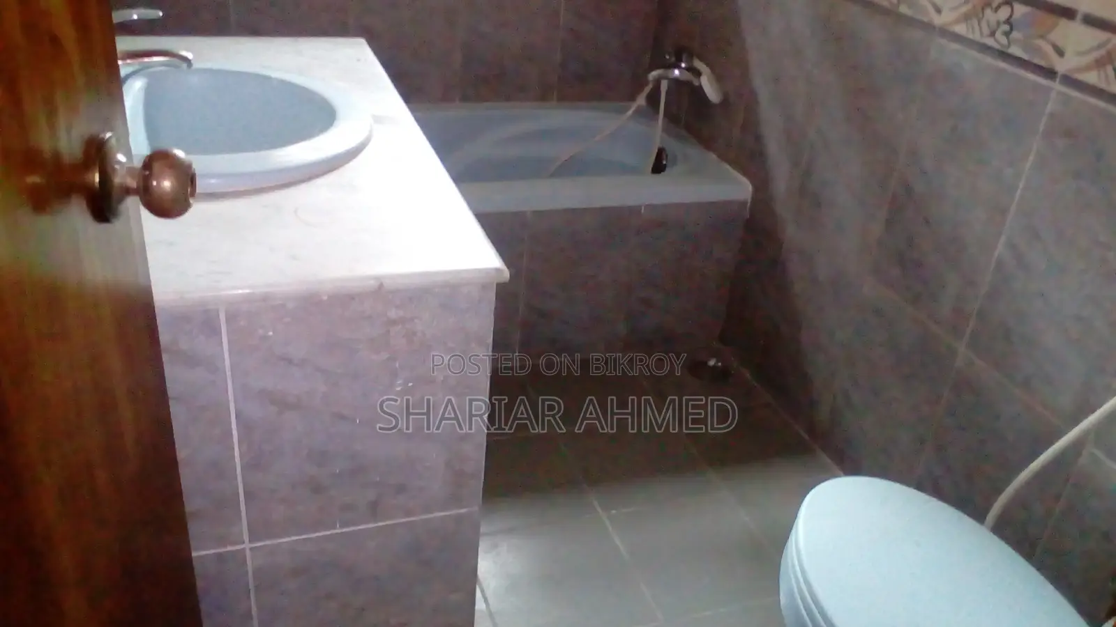 3 BED-2400 SQFT Unfurnished Apt: Rent In Gulshan in Gulshan