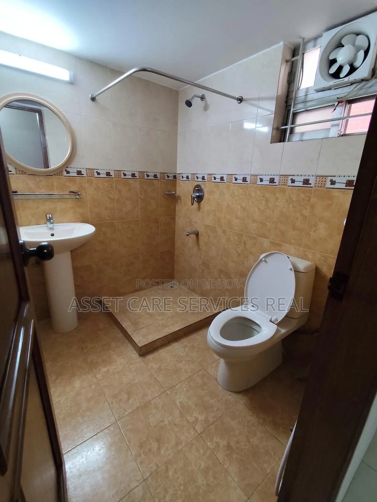 Fully Furnished 3-Bed Very Nice Apartment for Rent in Gulshan in Gulshan