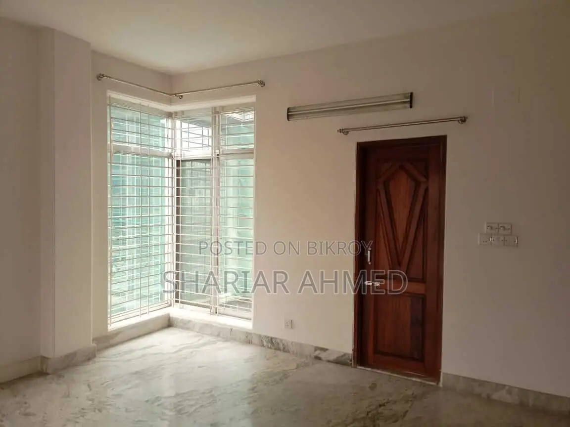 Excellent 3Bed-2965 SqFt Apartment Rent In Gulshan 2 in Gulshan