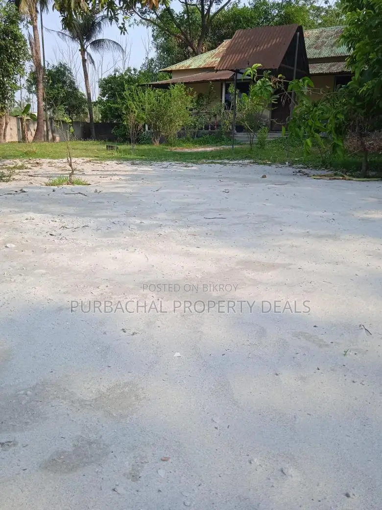 Premium Investment: 16.50 Decimal Land with House for Sale near Purbachal in Purbachal