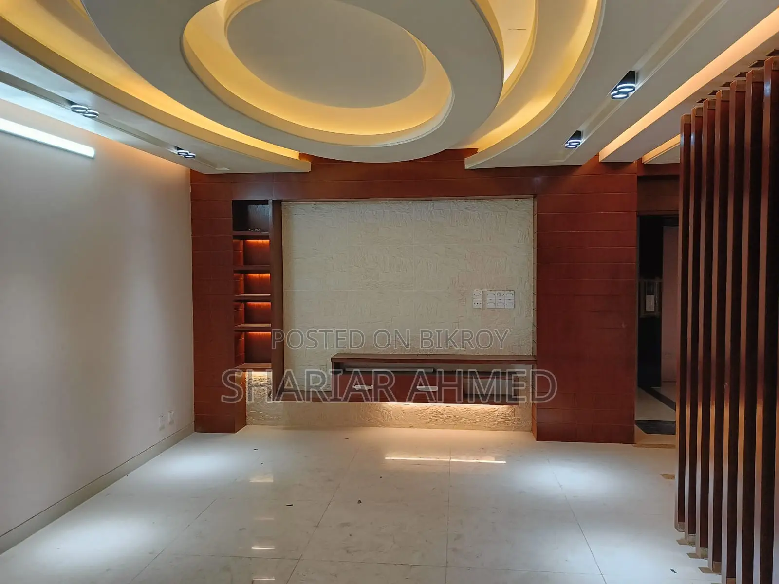 Well Decorated 2900 SqFt Apt: For Rent In Gulshan 2 in Gulshan