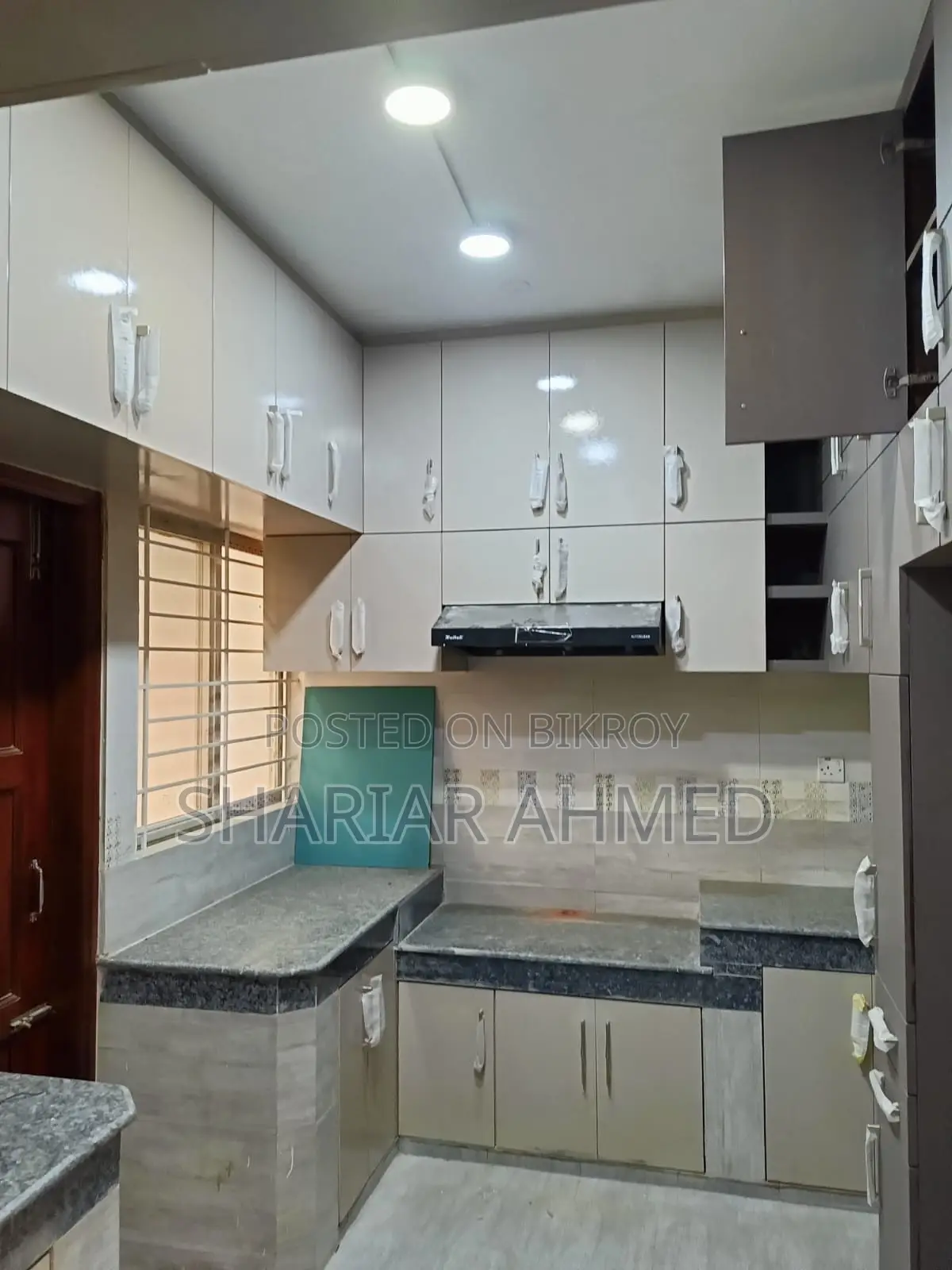 Well Decorated 2900 SqFt Apt: For Rent In Gulshan 2 in Gulshan