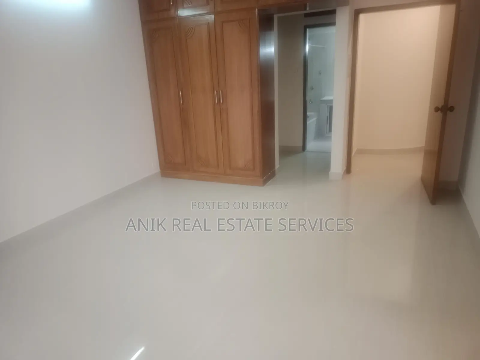 Good Quality 4 Bedroom Un Farnised Flat Rent In Gulshan in Gulshan