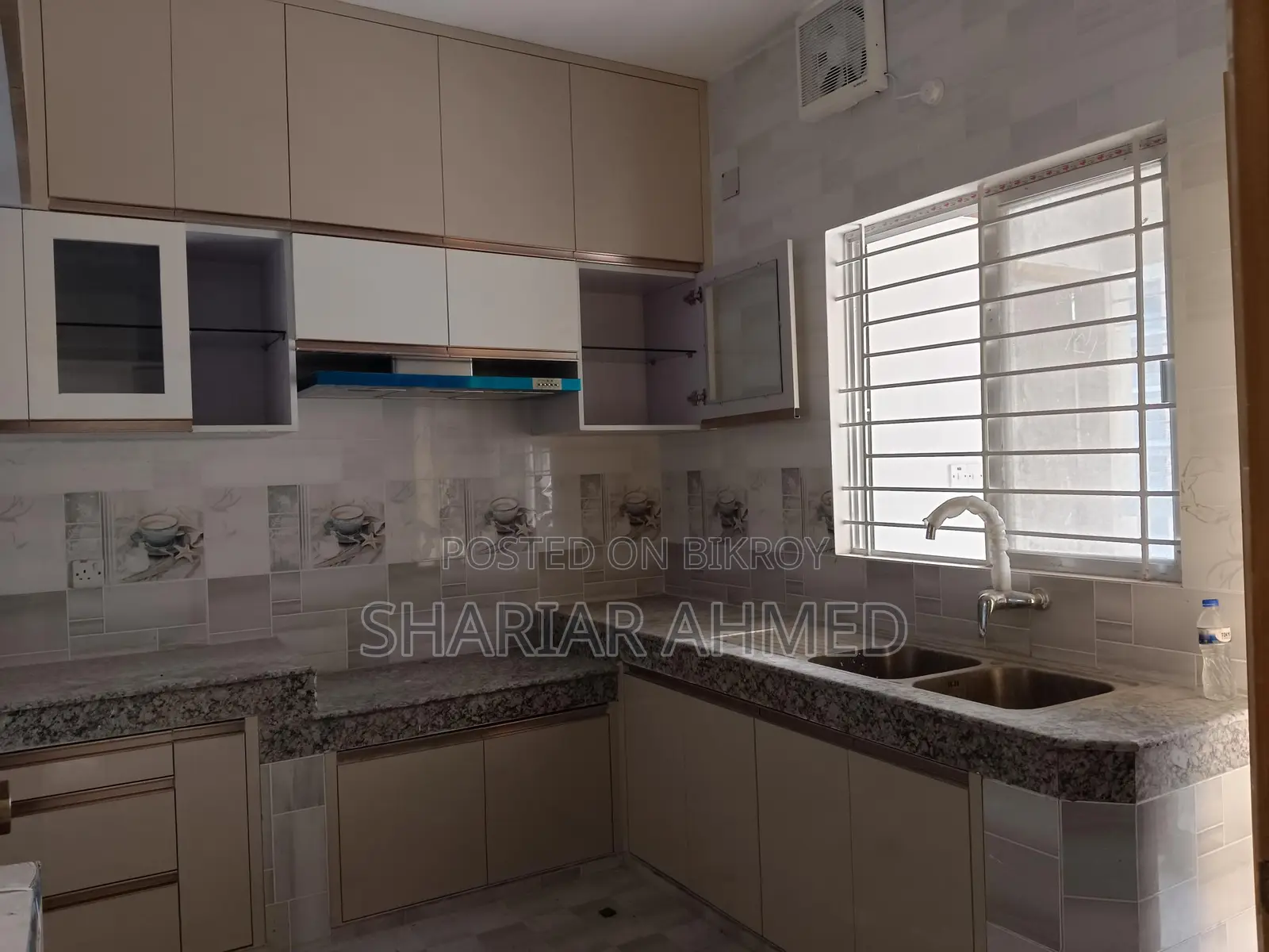 3000 Sqft 4-Bedroom Unfurnished Apartment for Rent in Gulshan 2 in Gulshan