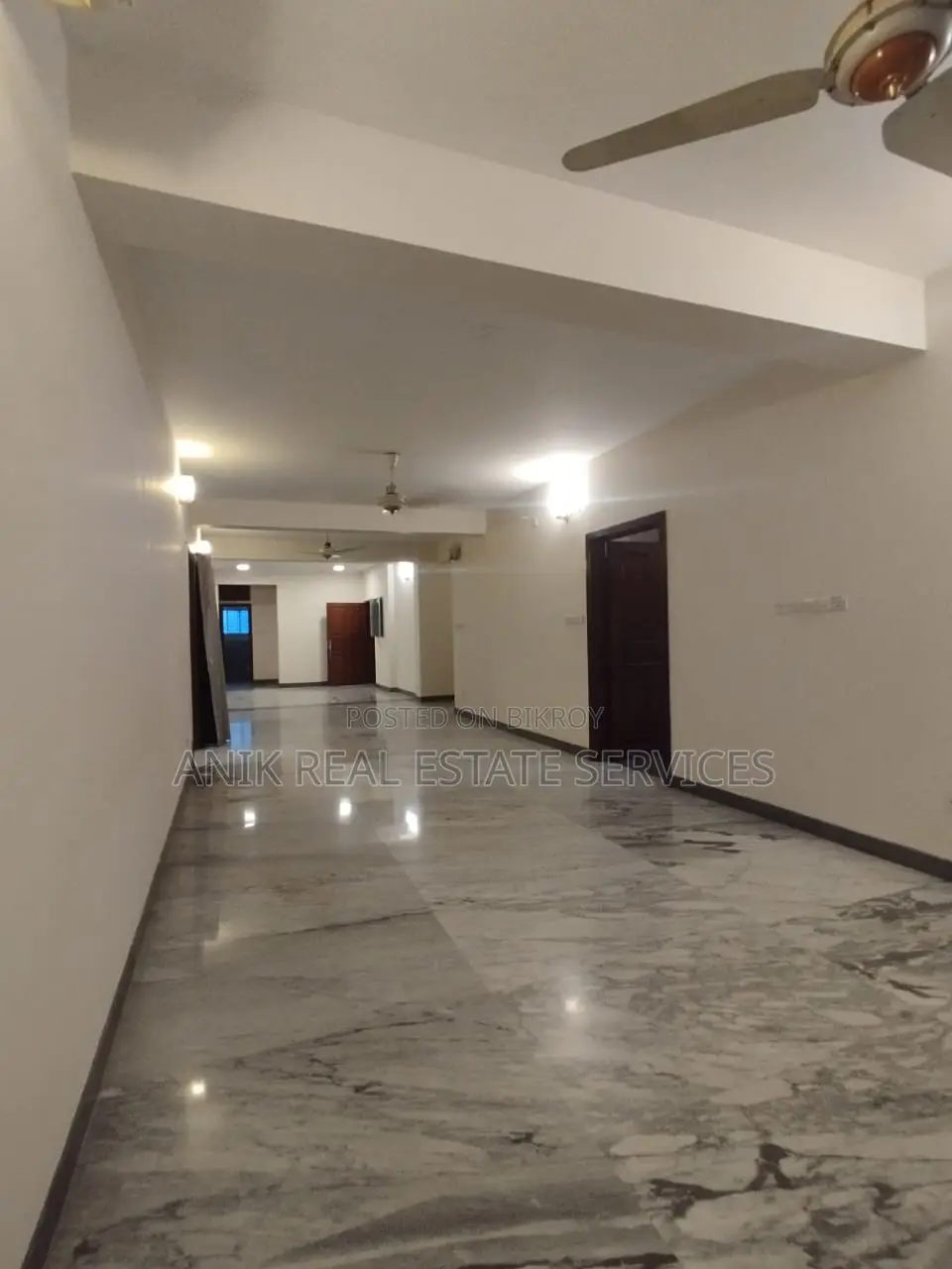 Swmming Pool Gym Semi Farnised Flat Rent At Gulshan North in Gulshan