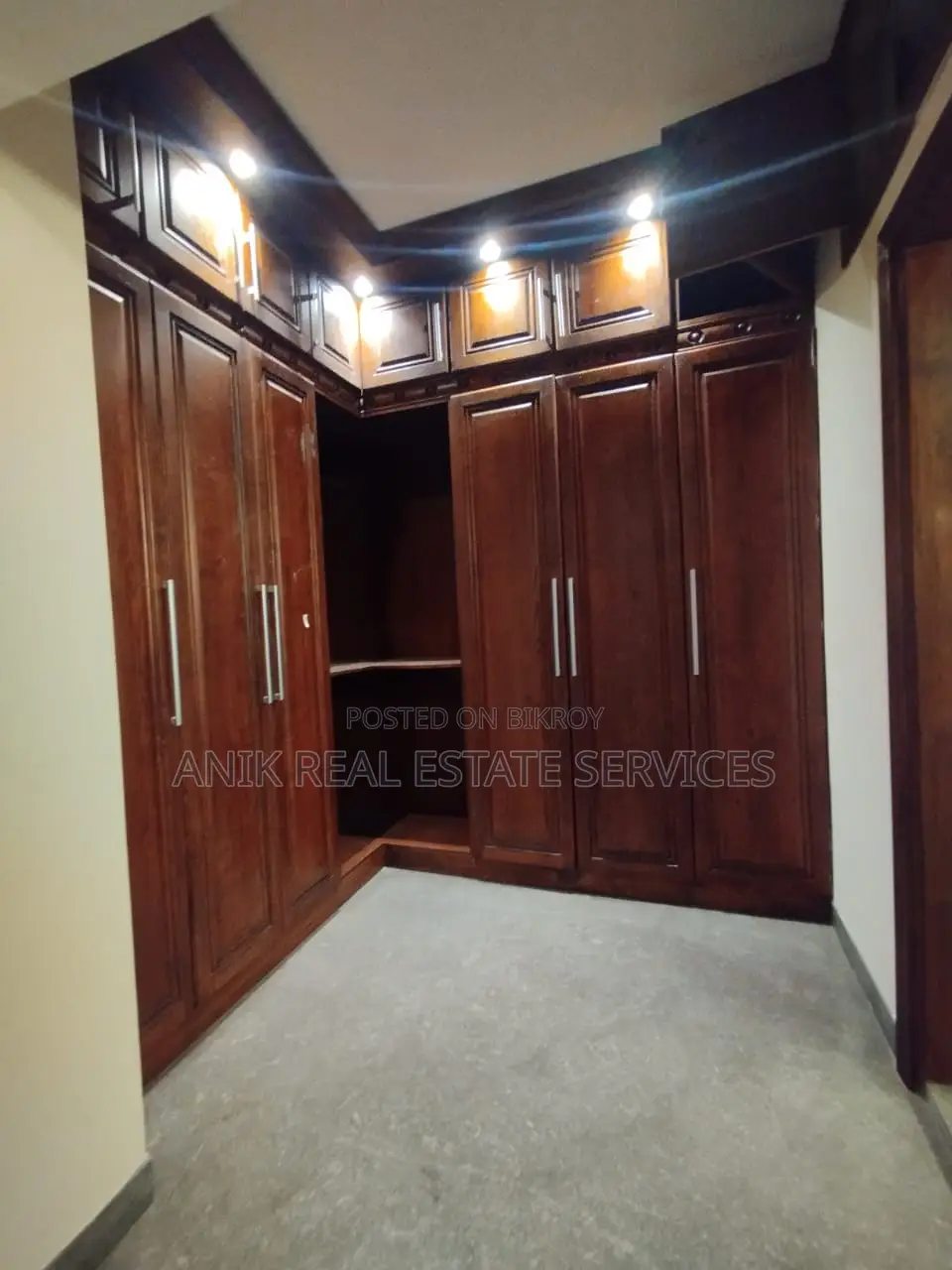 Swmming Pool Gym Semi Farnised Flat Rent At Gulshan North in Gulshan
