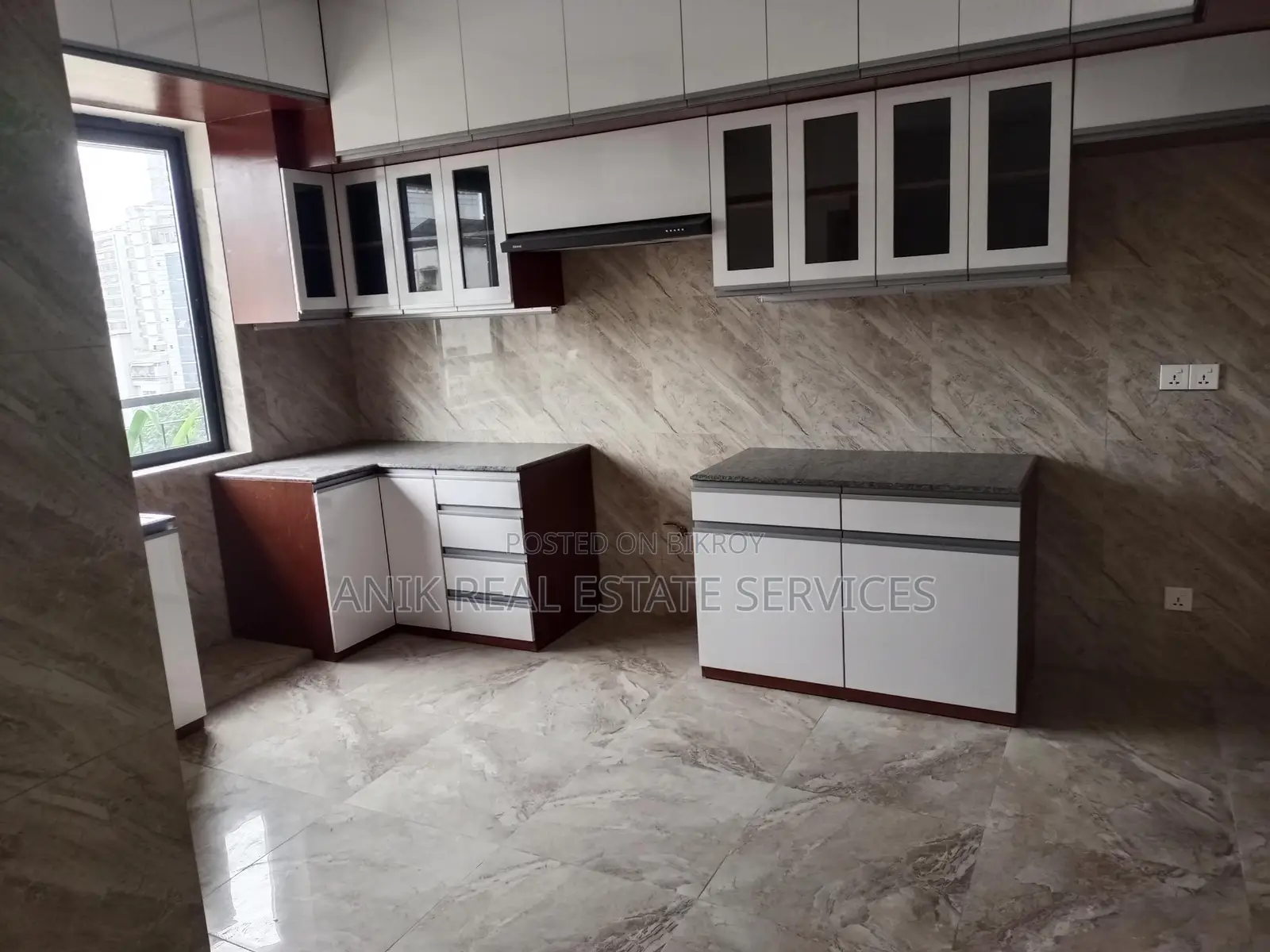 Swmming Pool Gym Full Farnised Flat Rent In Gulshan North in Gulshan