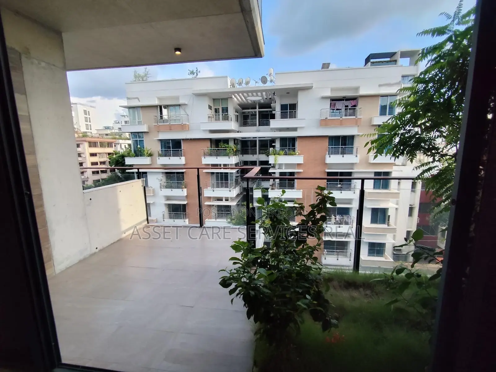 Shanta Luxurious South Facing Apartment Rent In North Gulshan in Gulshan