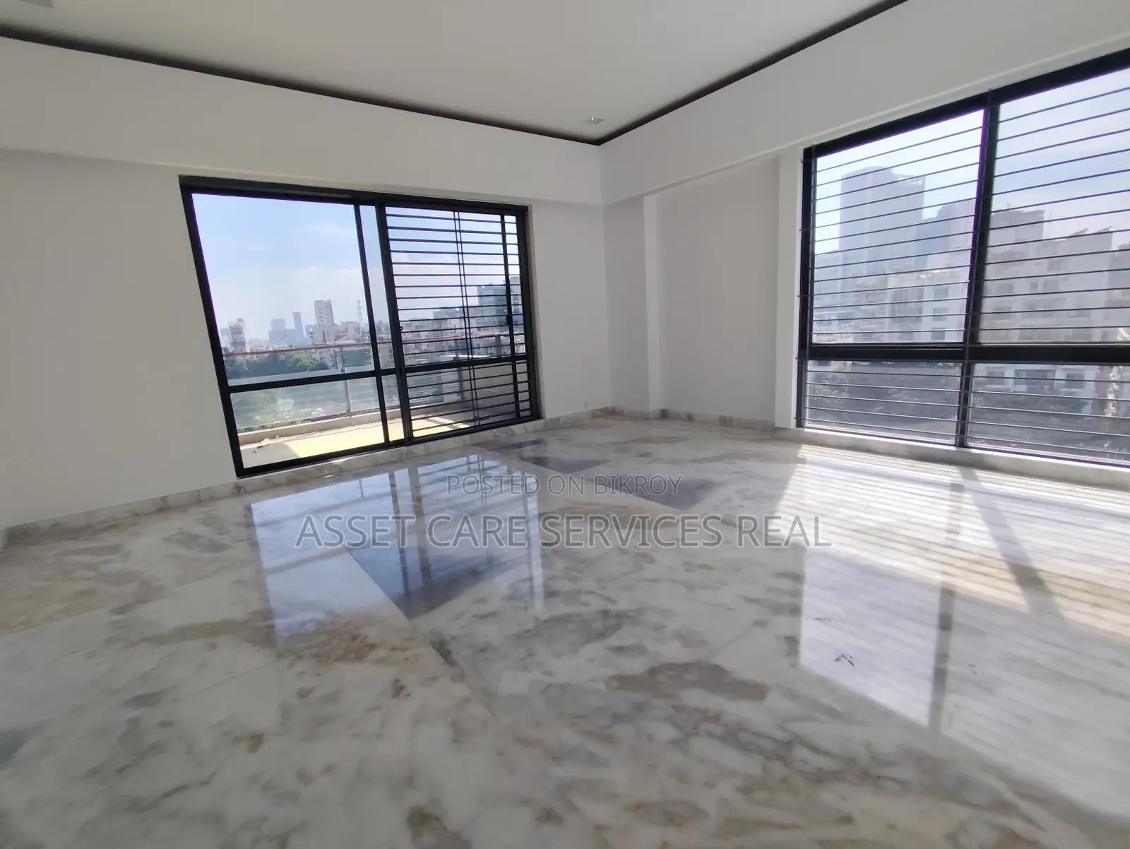 Gorgeous Marvel Lake View Gym-Pool New Apartment Rent North Gulshan in Gulshan