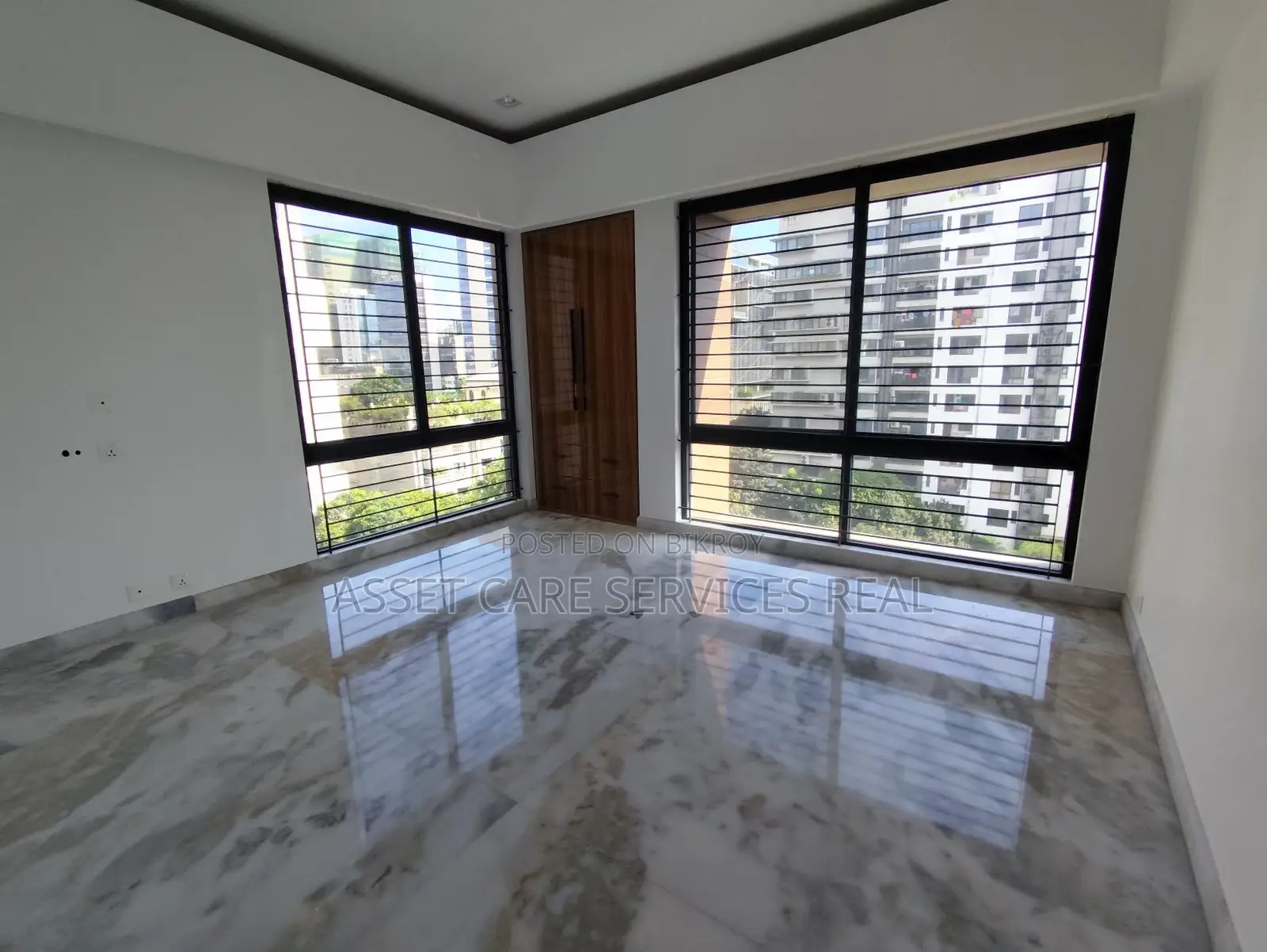 Gorgeous Marvel Lake View Gym-Pool New Apartment Rent North Gulshan in Gulshan