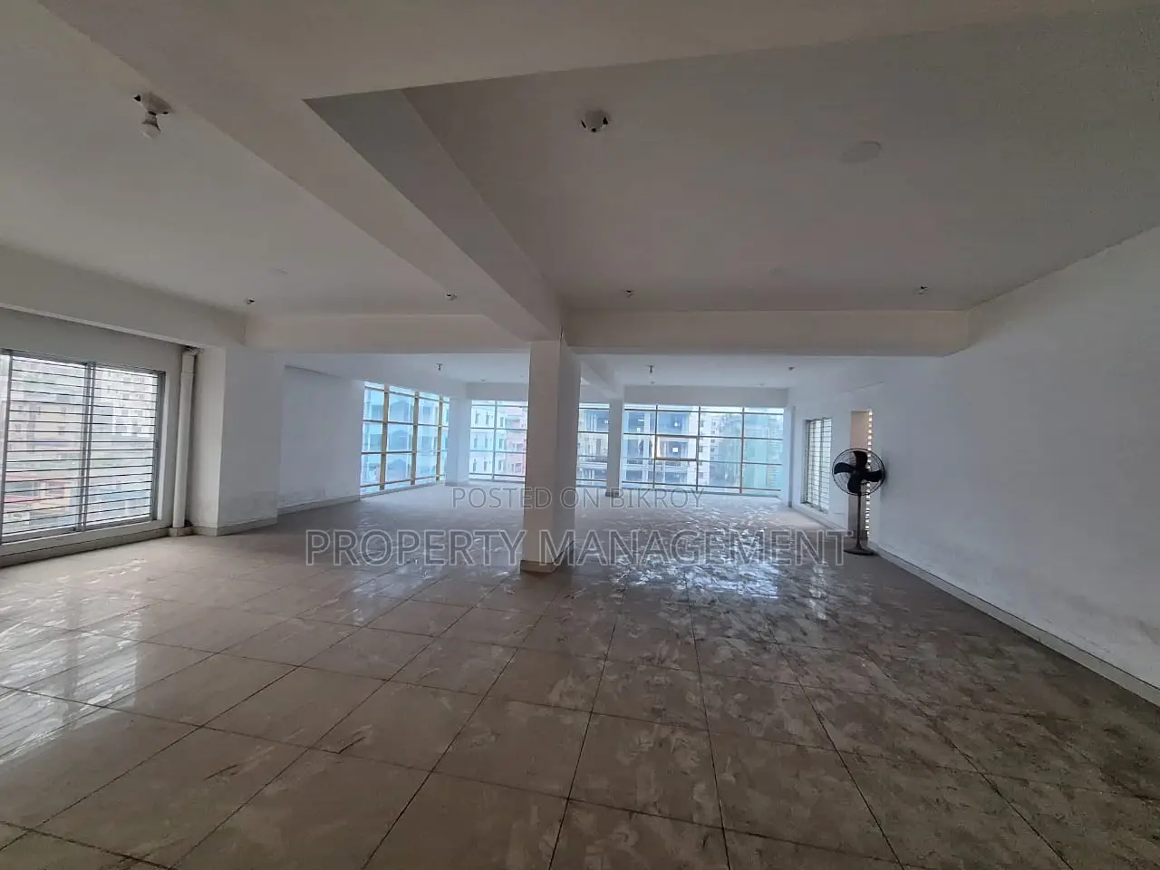 100% New Commercial Space Rent 5000Sq ft Open Office Badda Nice View in Badda