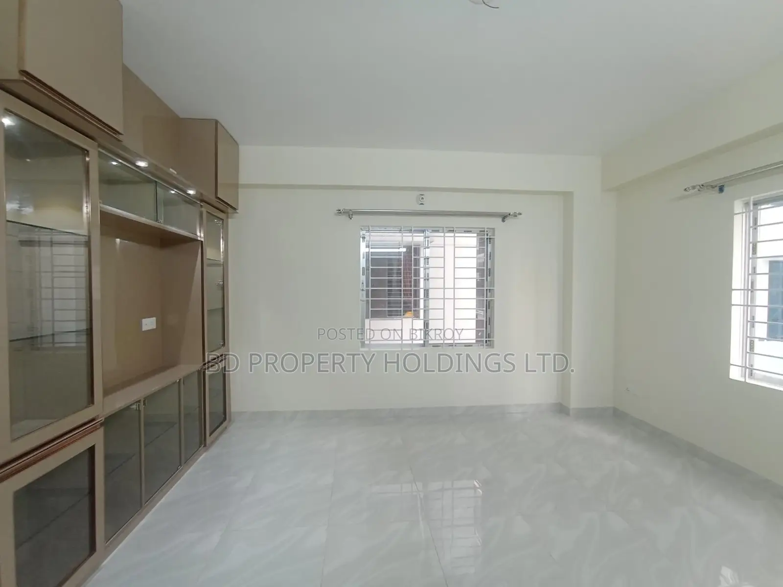 2300 SFT Exclusive Brand New Ready Apartment for Rent in Bashundhara in Basundhara