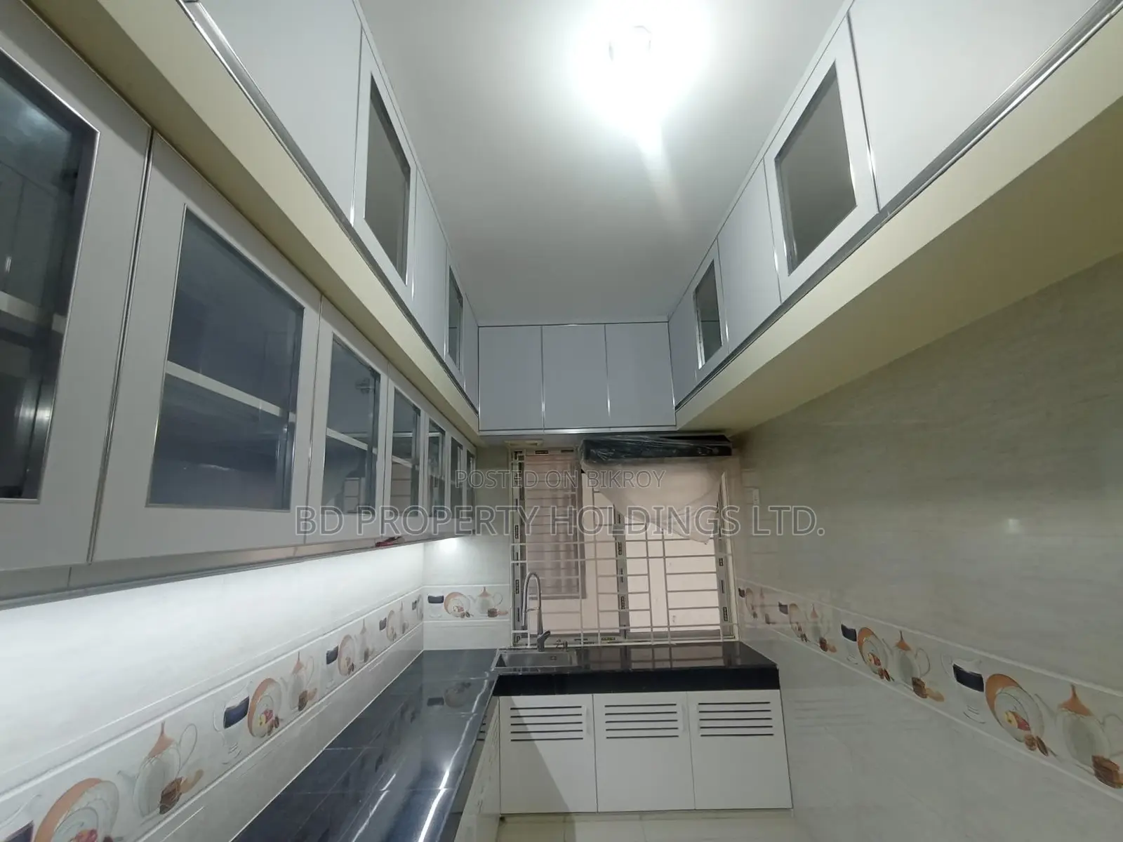 2300 SFT Exclusive Brand New Ready Apartment for Rent in Bashundhara in Basundhara