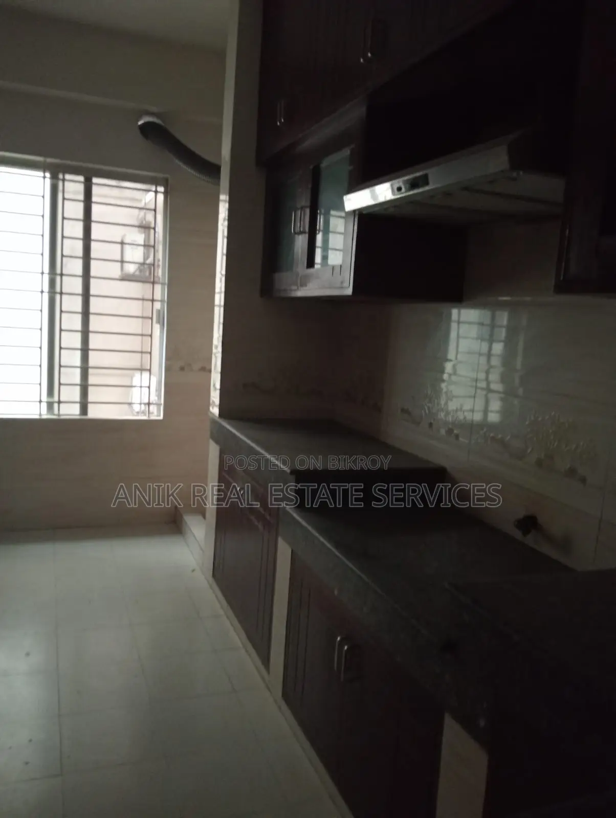 Good Quality 4 Bedroom Unfurnished Flat Rent In Banani in Banani