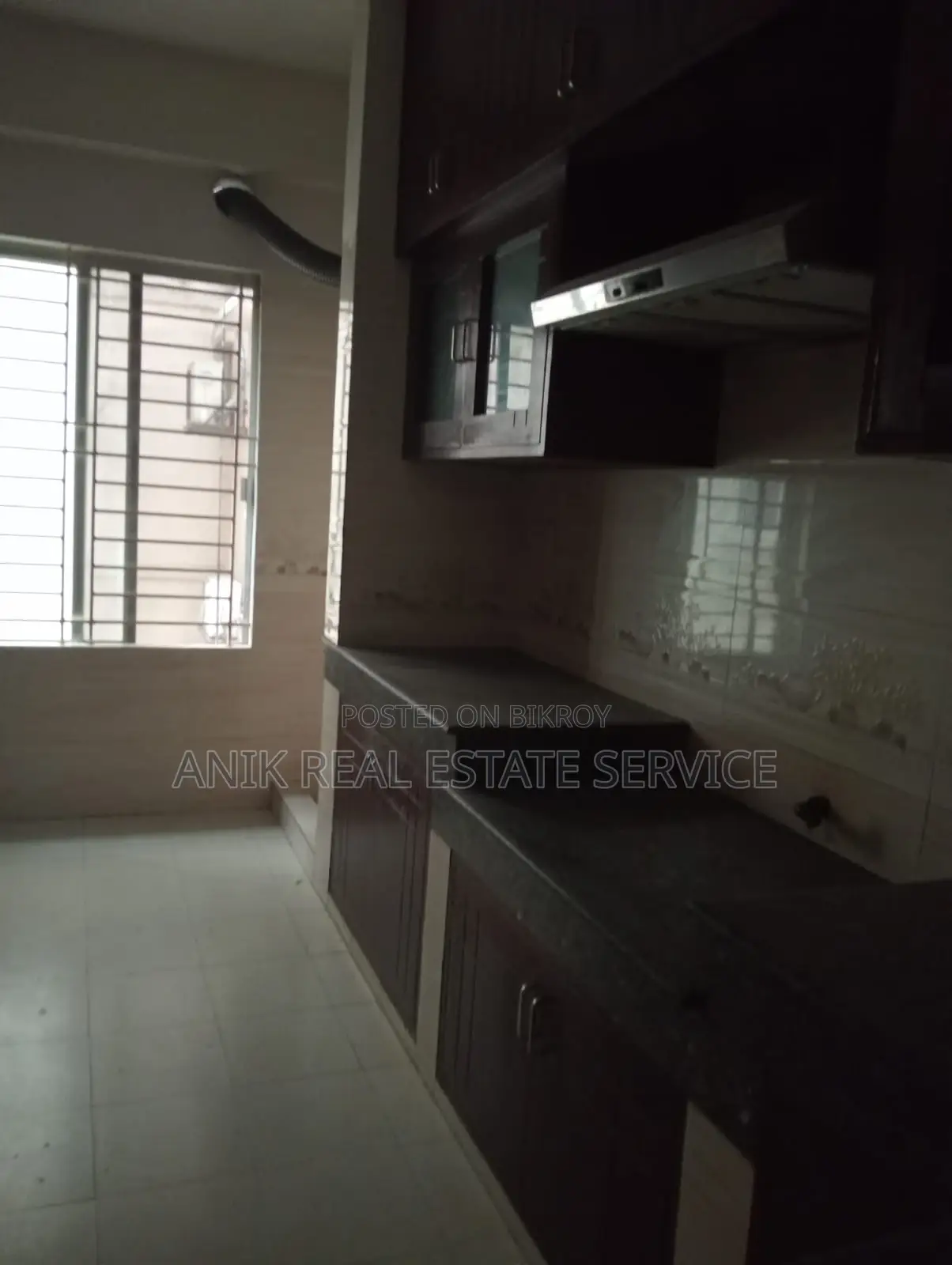 Good Quality 4 Bedroom Unfurnished Flat Rent In Banani in Banani