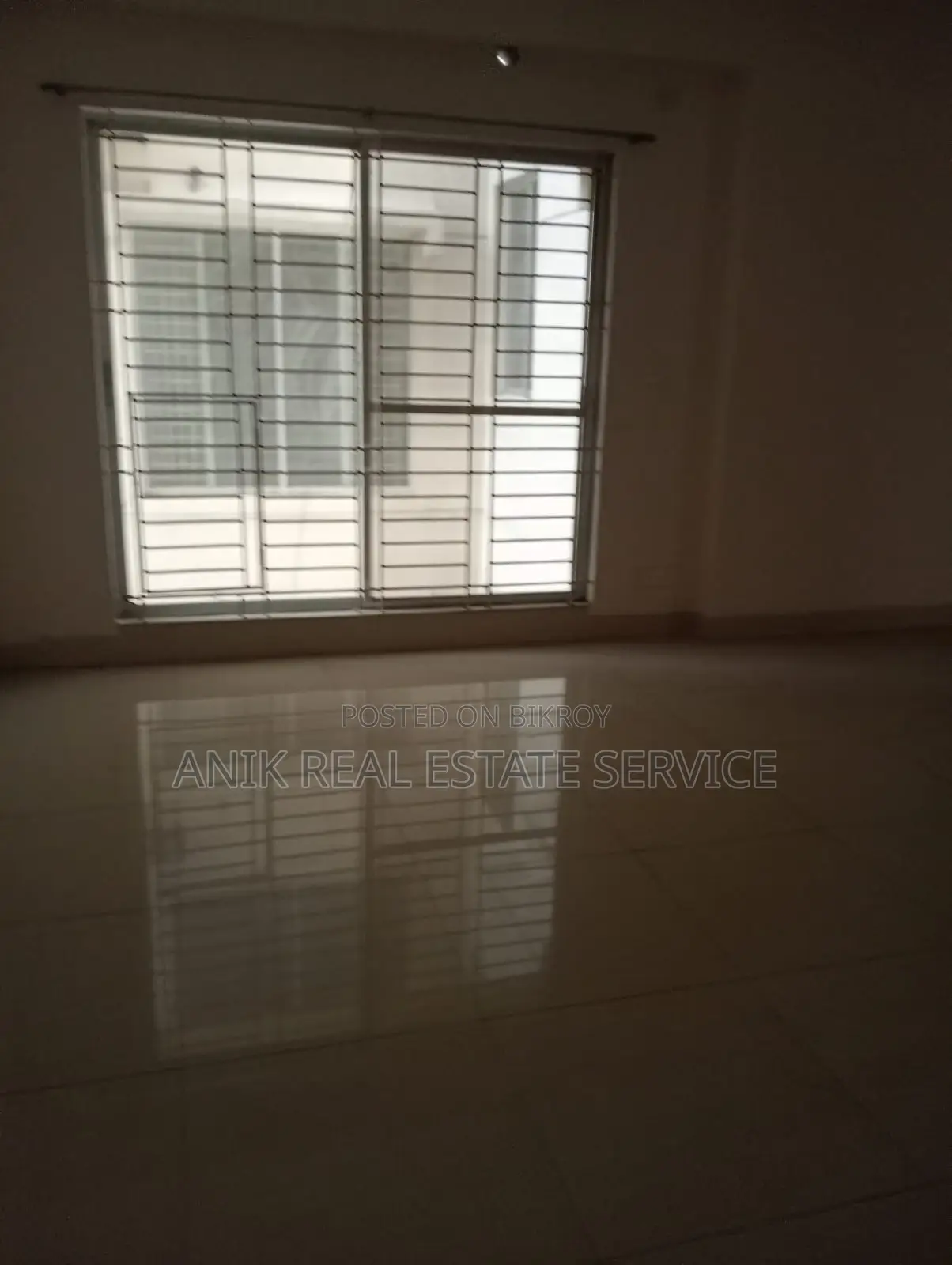 Good Quality 4 Bedroom Unfurnished Flat Rent In Banani in Banani