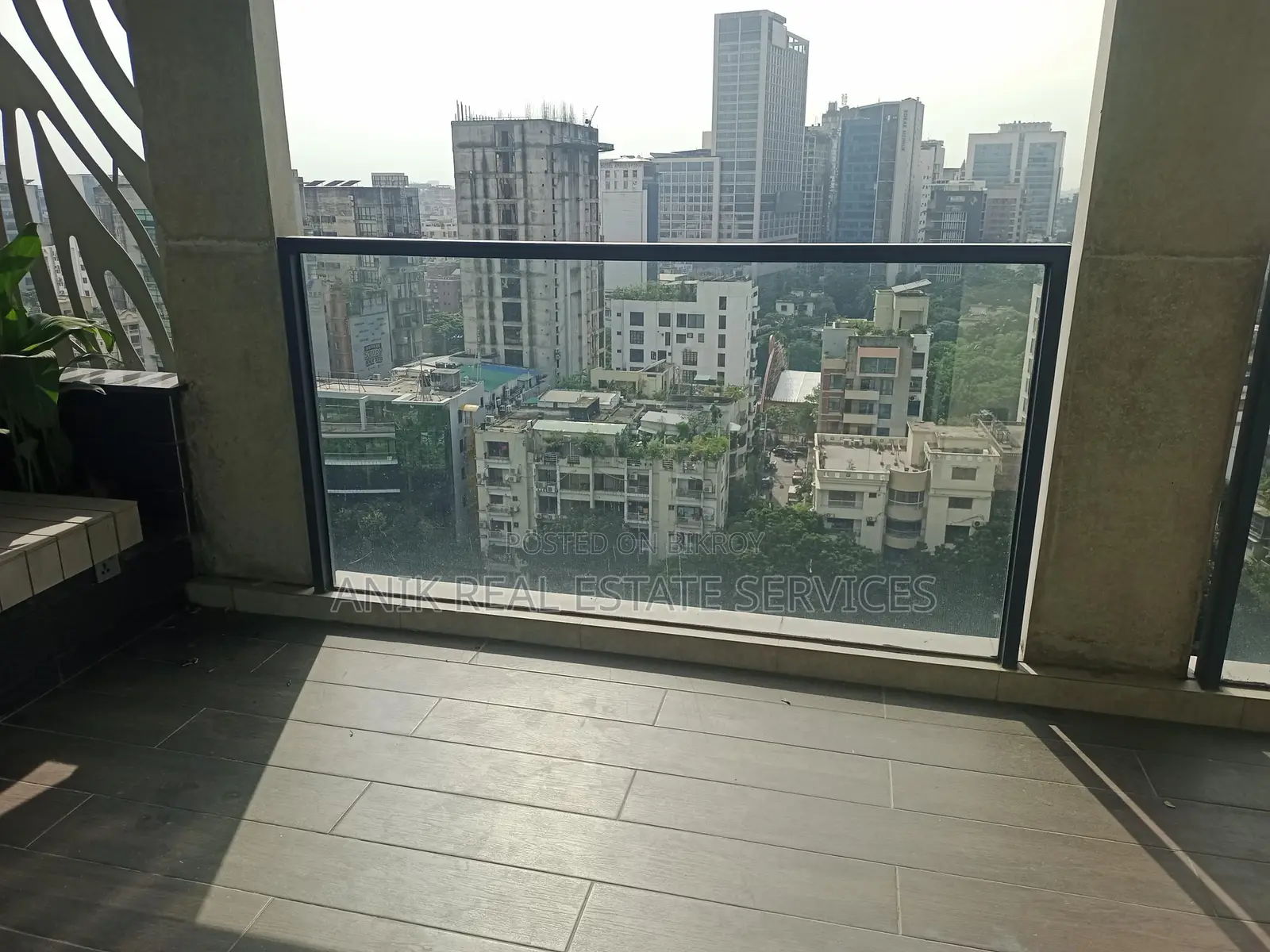Swmming pool Gym Semi Farnised Flat Rent At Gulshan North in Gulshan