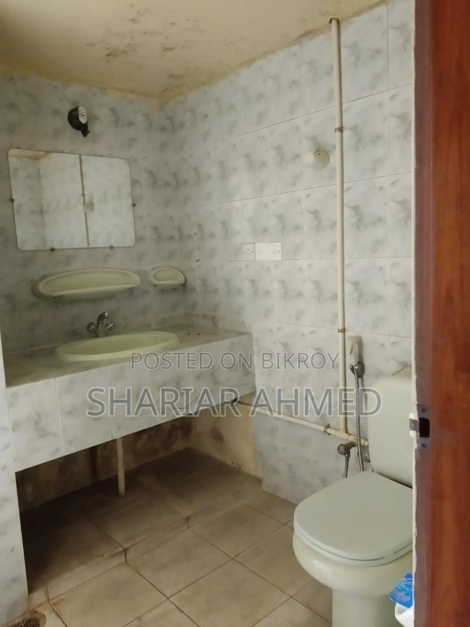2350 Sqft 3 Bed Tiles Floor Apartment For Rent In Gulshan 1 in Gulshan