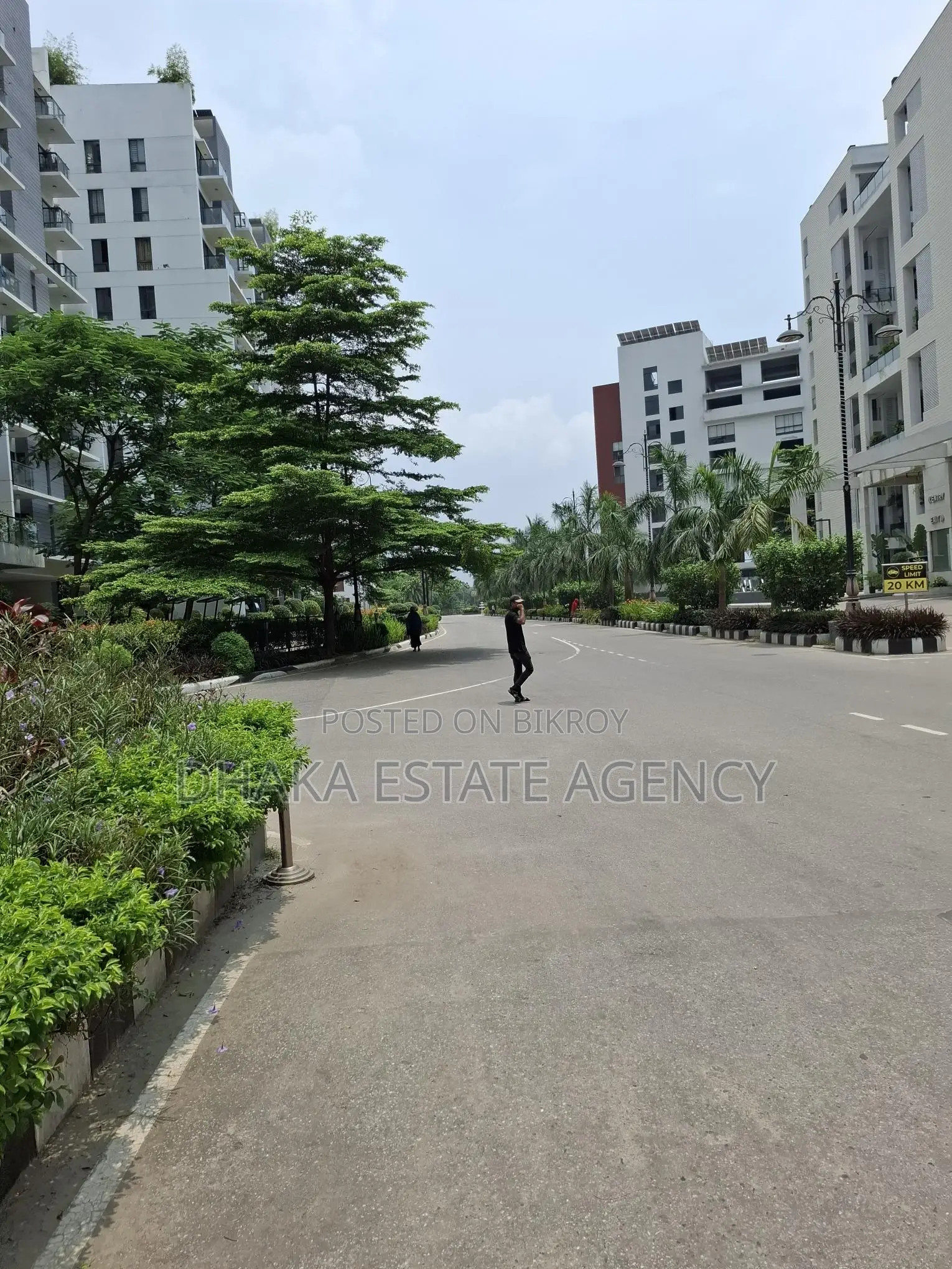 Banani Block K, 5 Katha plot for sale in Banani