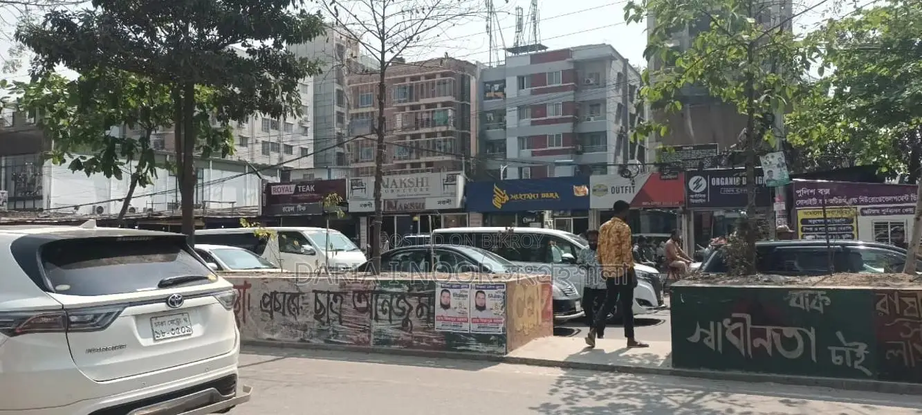 One Bigha Land for Sale Adjacent to Three-Sided Road in Uttara Sonargaon Janapath in Uttara