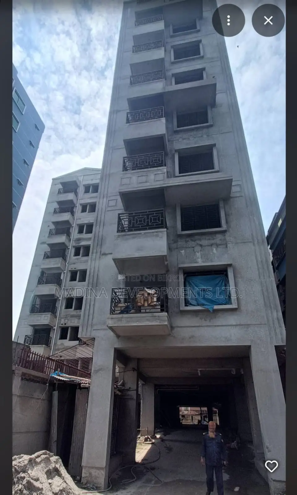 1745 sft Ready flat at Banasree in Banasree