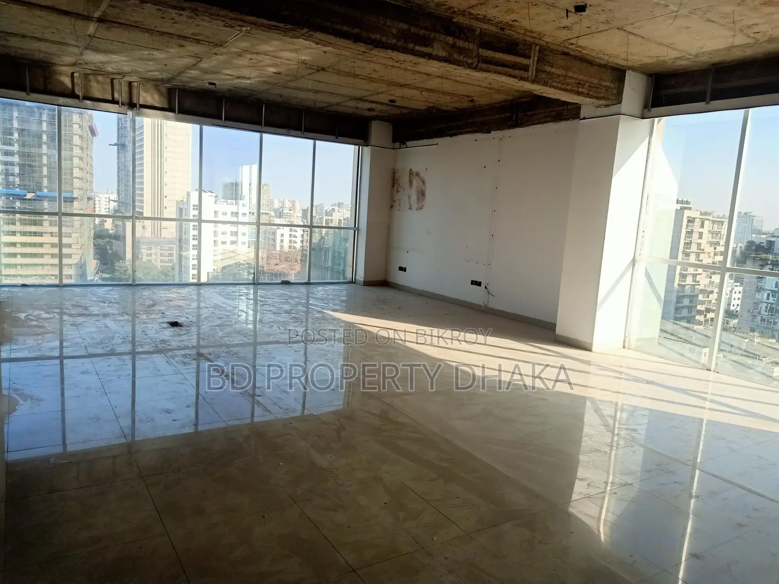2450 Sqft Open Commercial New Building Rent in Banani in Banani
