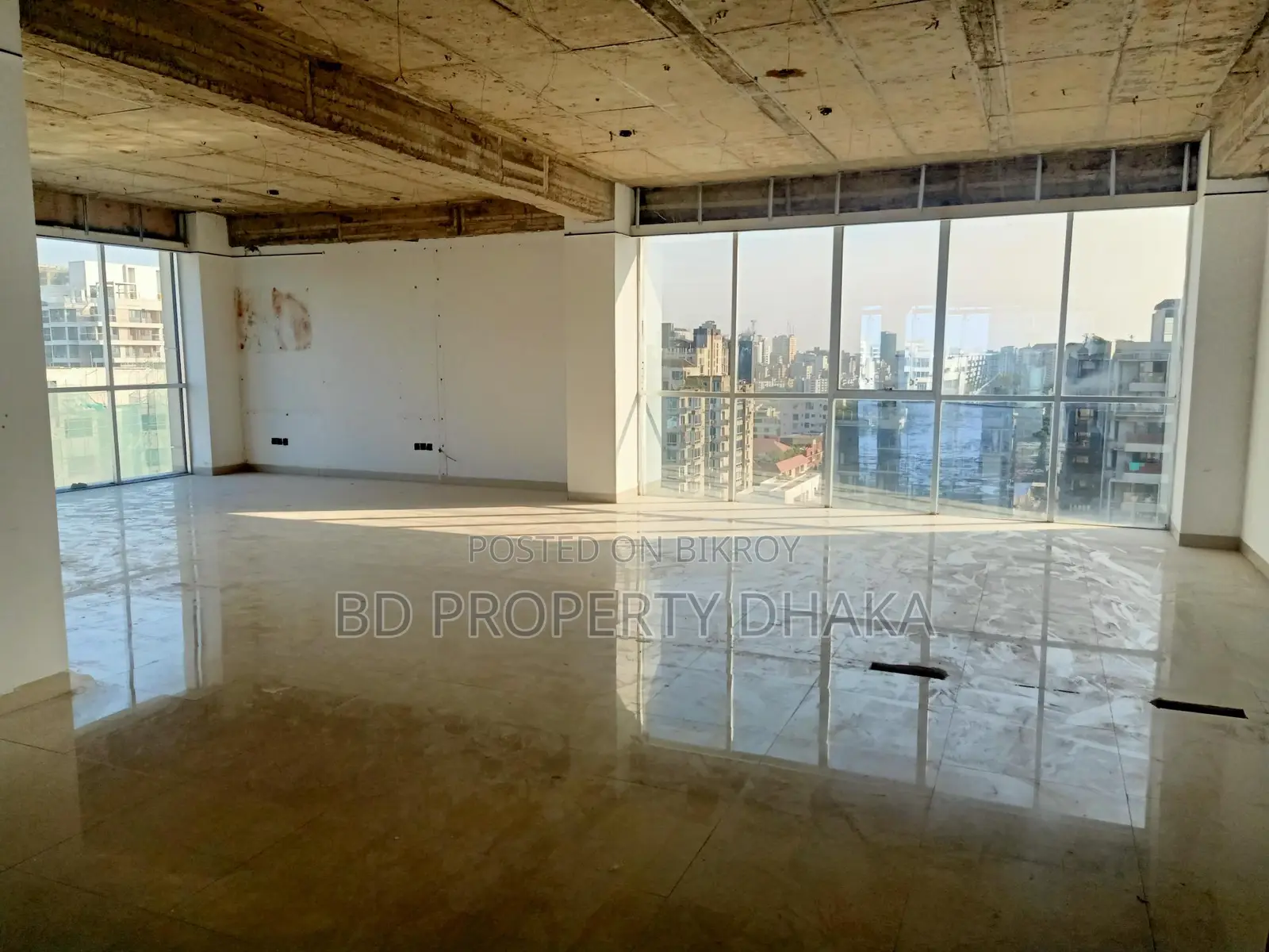 2450 Sqft Open Commercial New Building Rent in Banani in Banani
