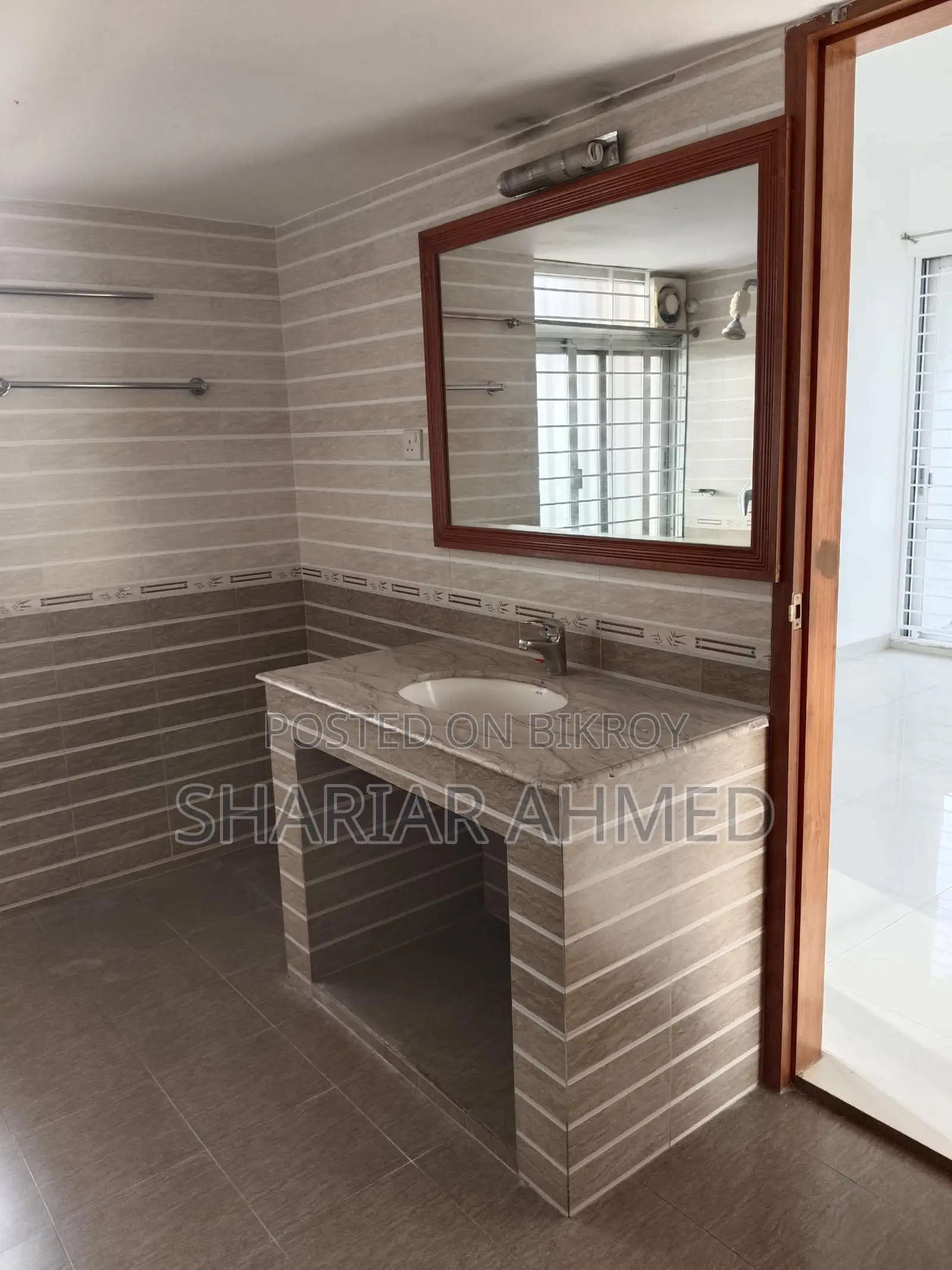 3300 Sqft 4 Bed With 2 Car Parking Flat For Rent In Gulshan 1 in Gulshan