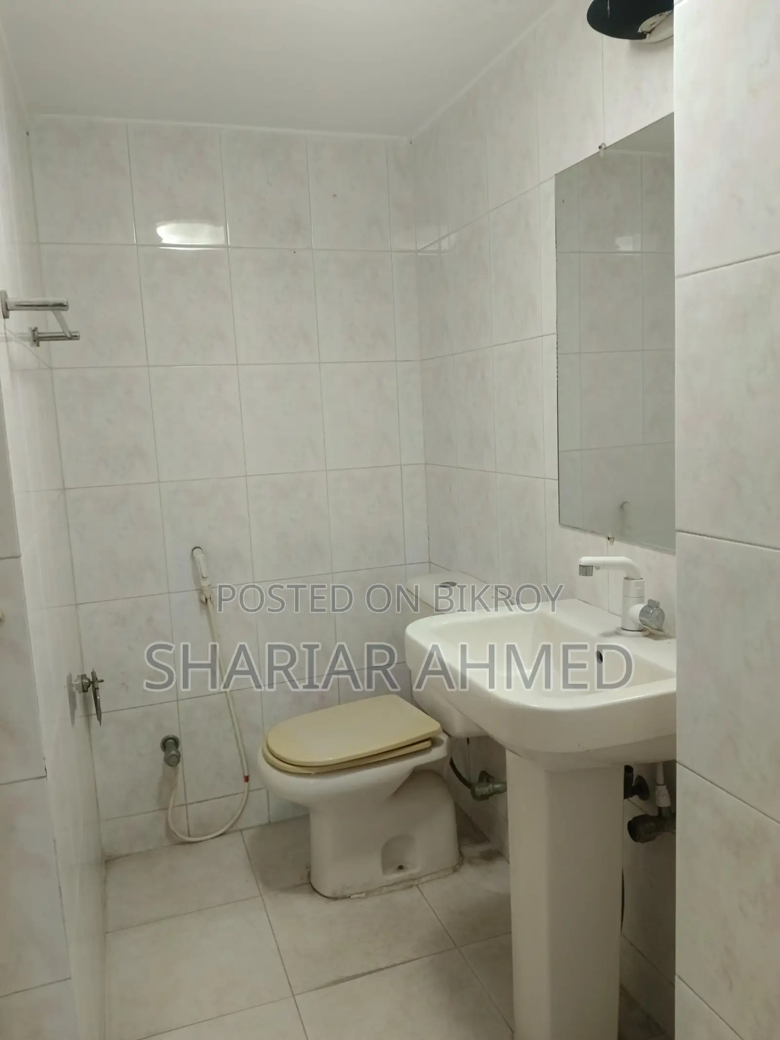 2200 Sqft 3Bed Unfurnished Apartment For Rent In Gulshan in Gulshan