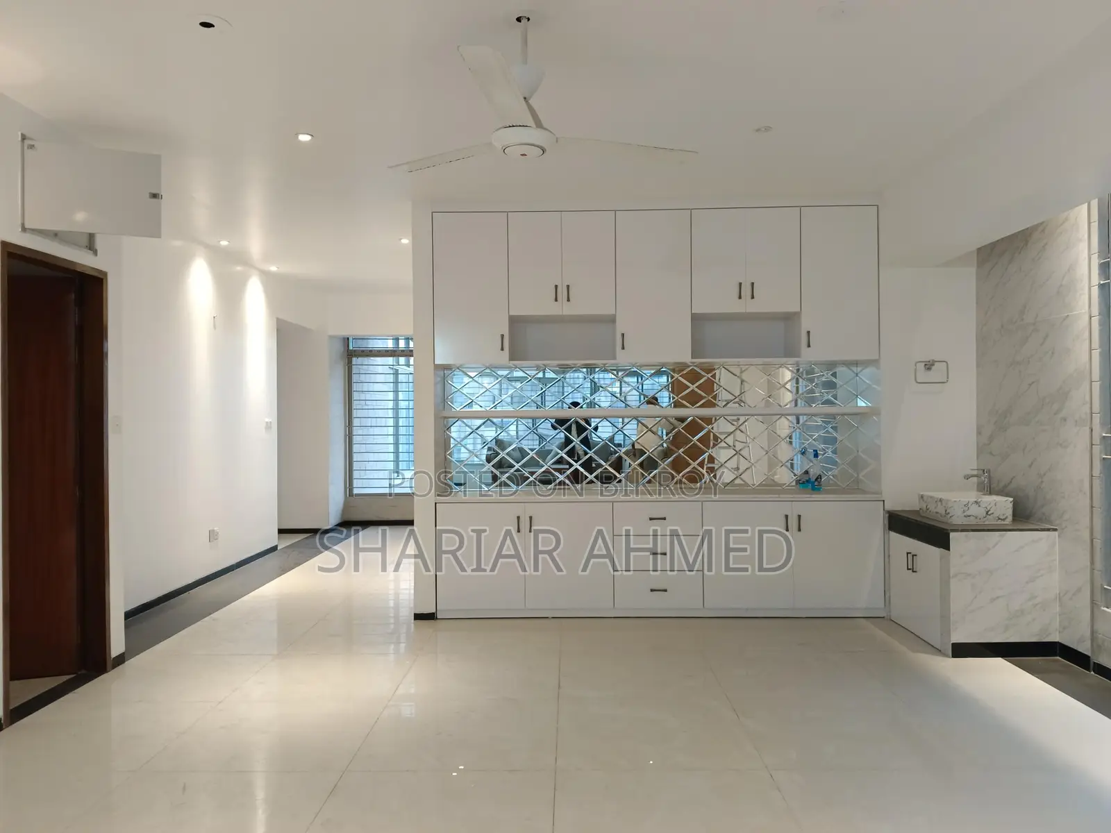 3200 Sqft Un-furnished Apartment For Rent In Gulshan in Gulshan