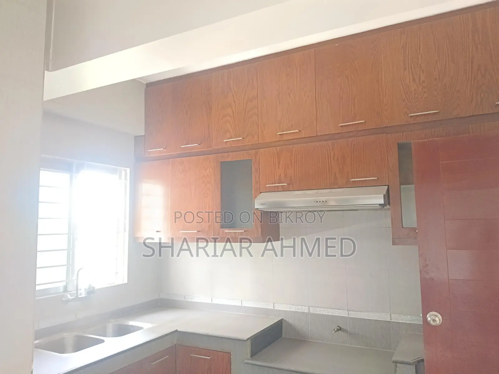 2400 Sqft Un-furnished Apartment For Rent In Gulshan 2 in Gulshan
