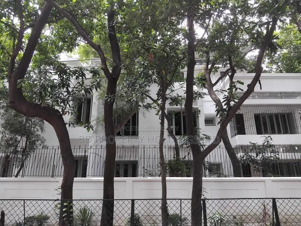 9bdrm House in Uttara for Rent in Uttara