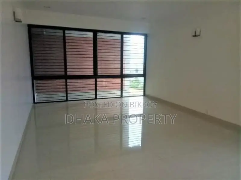 (Gym-Swimming Pool) 3800-Sqft Luxurious Flat Rent in Gulshan-2 in Gulshan