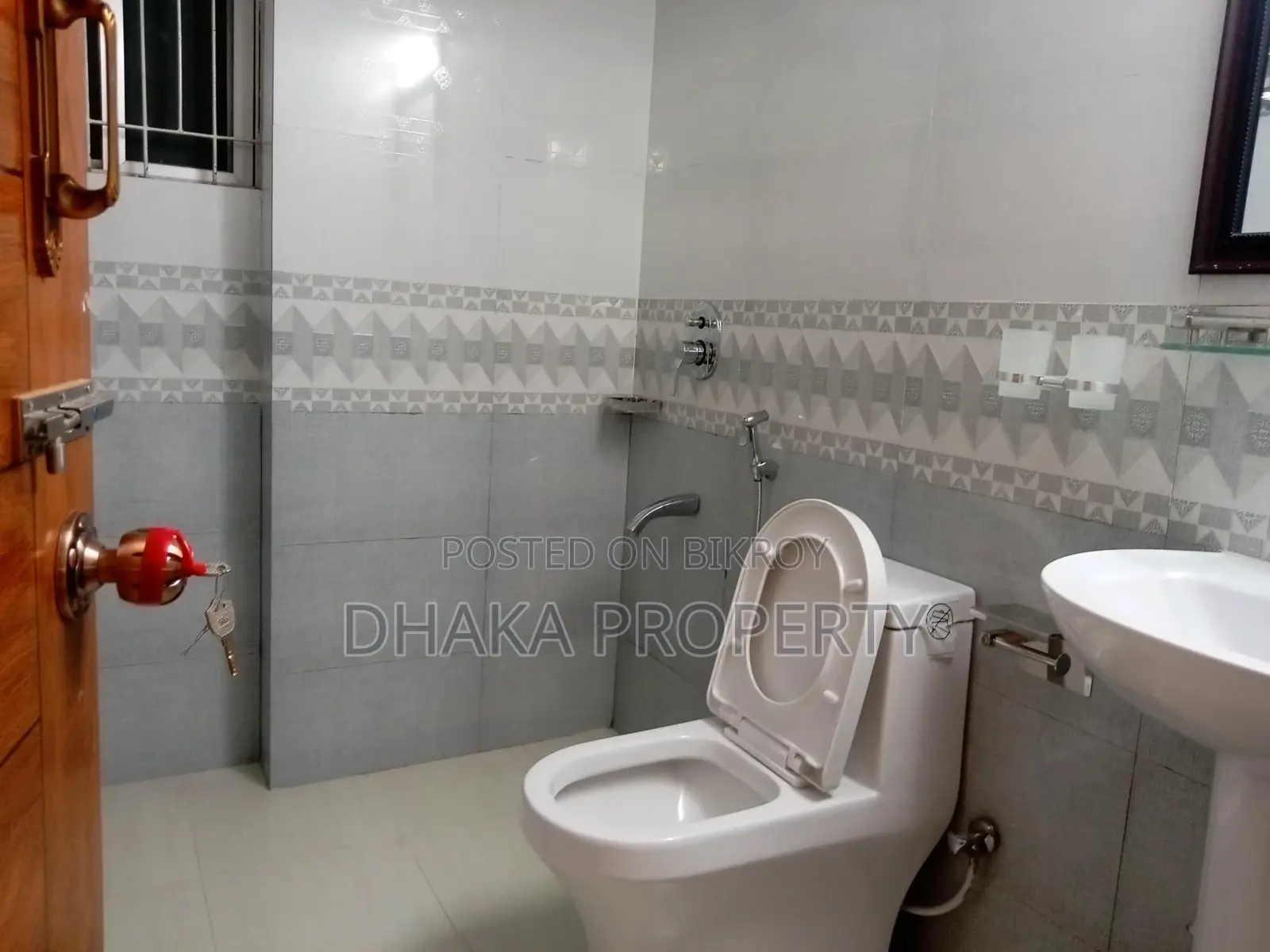 Exclusive 3 Bedrooms Apartment Rent in Gulshan in Gulshan