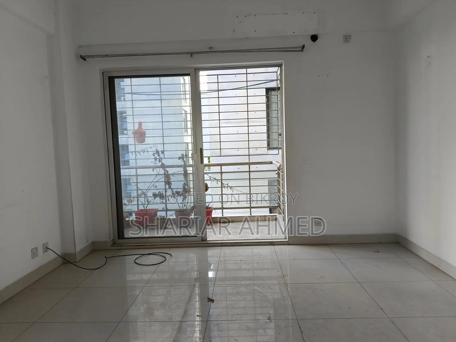 3 Bed 2440 Sqft Un-furnished Flat For Rent In Gulshan 2 in Gulshan