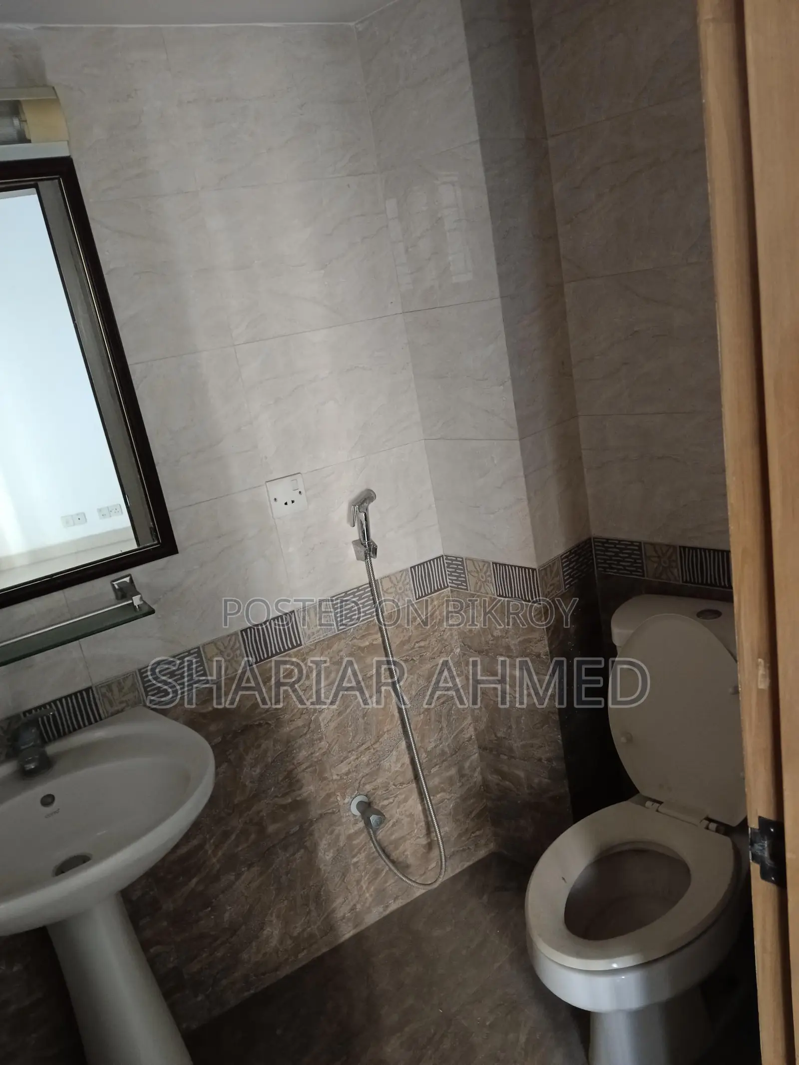 3 Bed 2440 Sqft Un-furnished Flat For Rent In Gulshan 2 in Gulshan