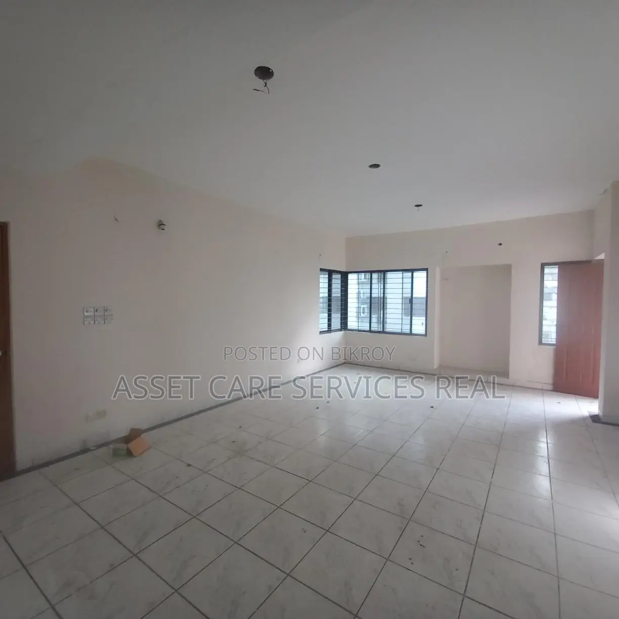 2600 Sqft Office Space Rent @ Gulshan 1 in Gulshan