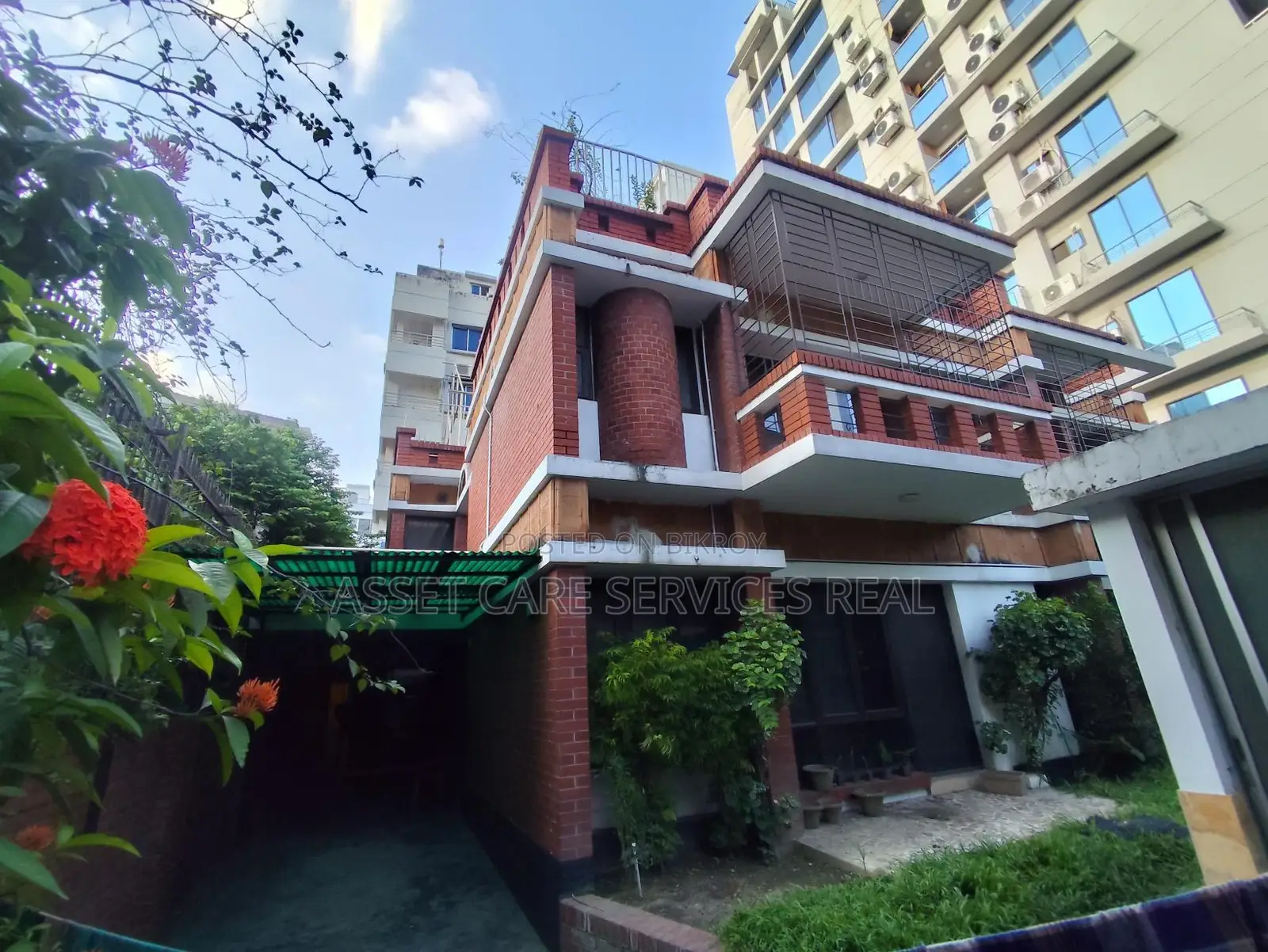 Exclusive Independent House Rent In Baridhara Diplomatic Zone in Baridhara