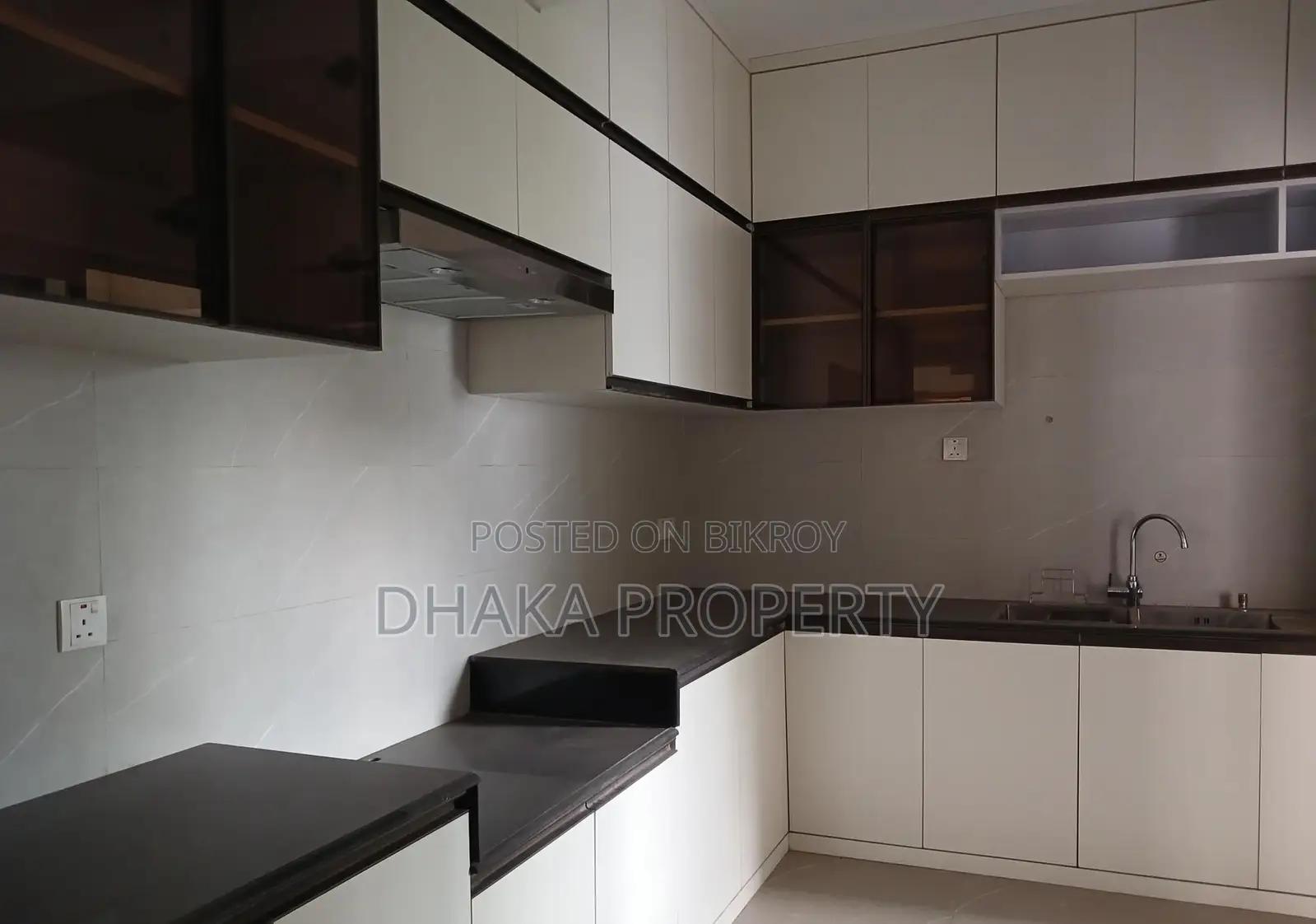 BRAND NEW_4Bed_2 Parking Apartment(4000sqft.) Rent In Banani Model Town in Banani