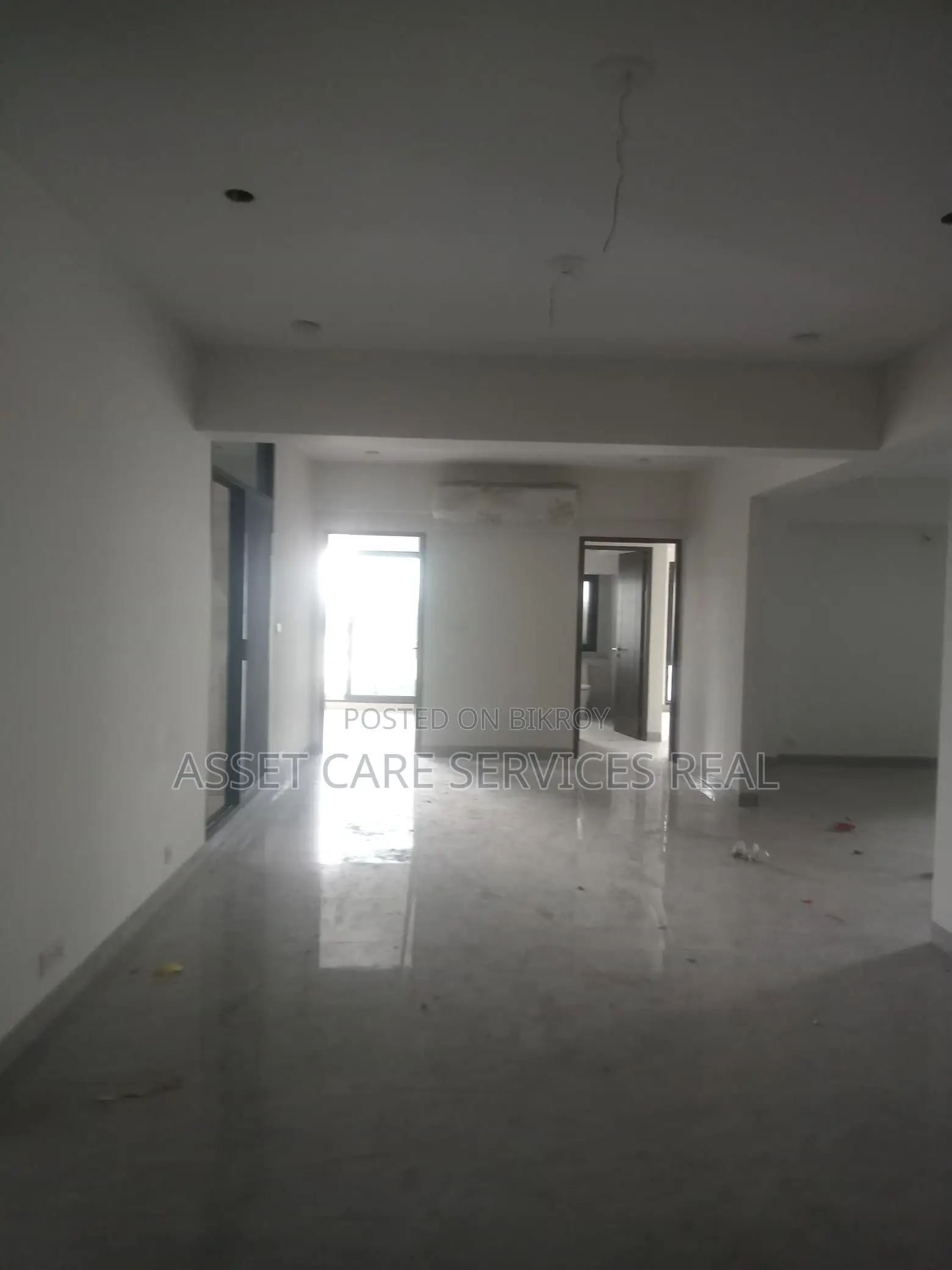 BEAUTIFUL NEW APARTMENT FOR RENT IN GULSHAN 1 in Gulshan