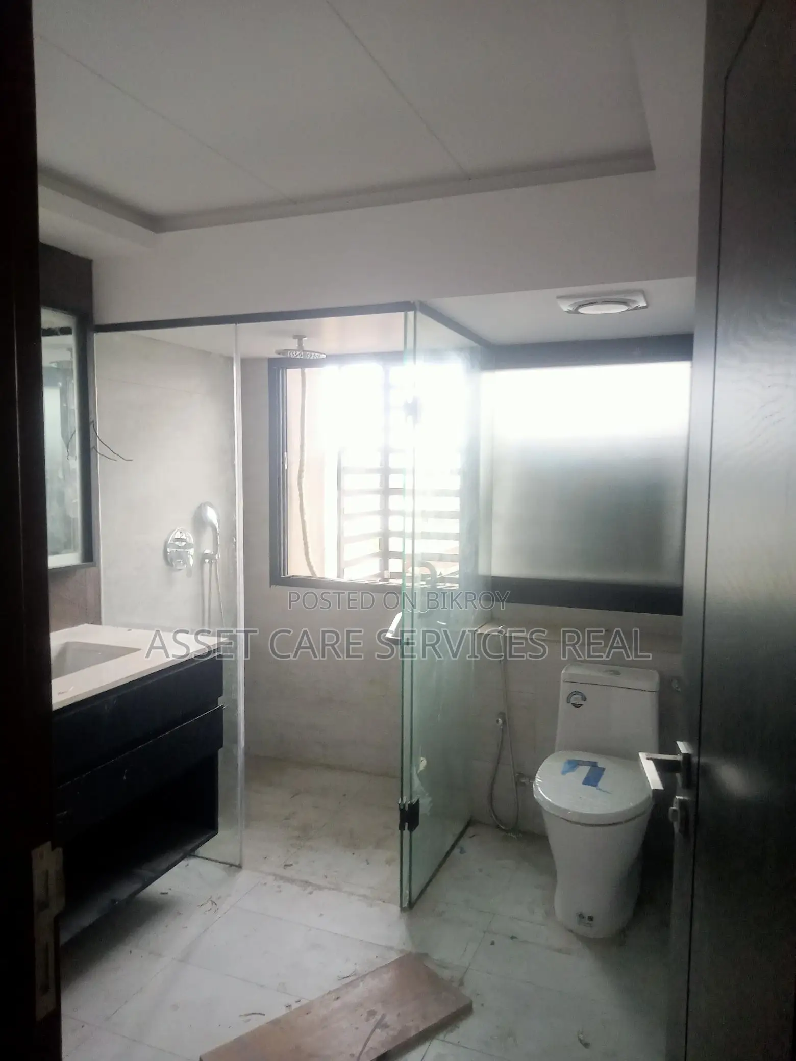 BEAUTIFUL NEW APARTMENT FOR RENT IN GULSHAN 1 in Gulshan