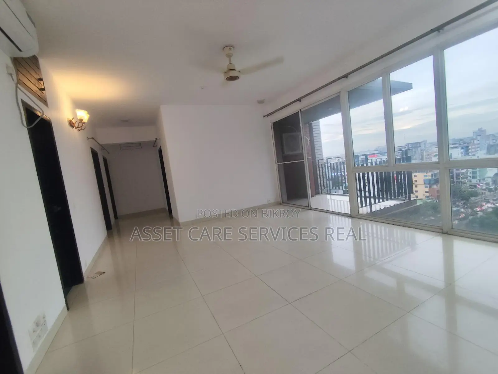 3Bed Semi Furnished Apartment Rent In Baridhara Diplomatic Zone in Baridhara
