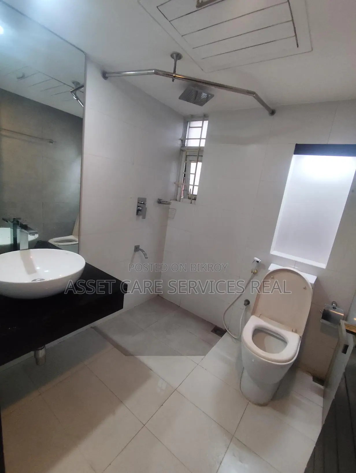 3Bed Semi Furnished Apartment Rent In Baridhara Diplomatic Zone in Baridhara