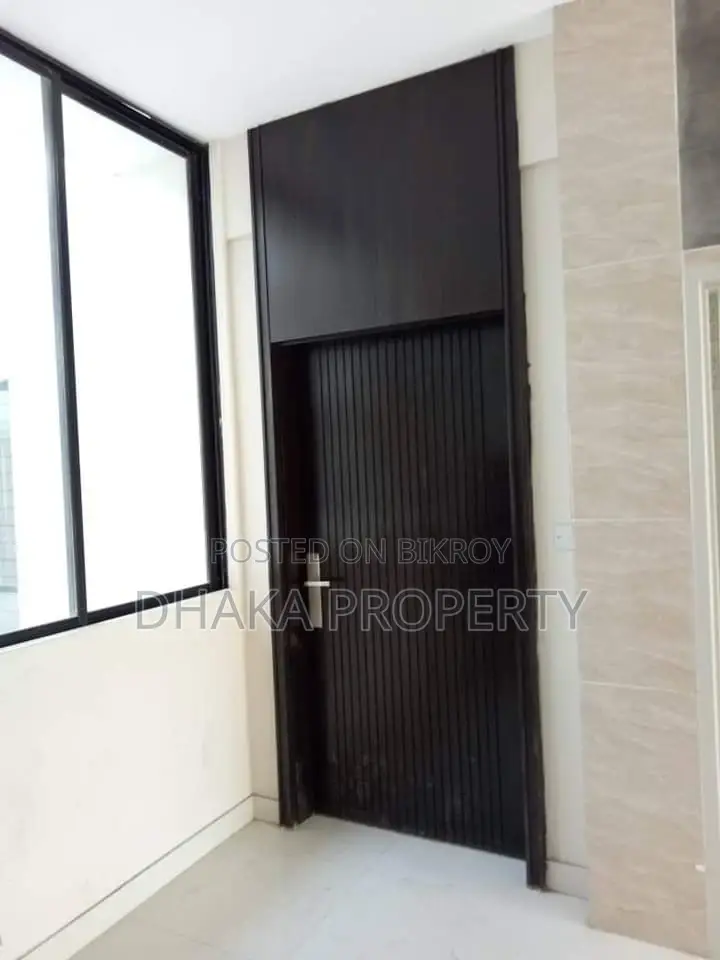 Luxurious 2700-Sqft 3-Bedrooms Apartment Rent At North Gulshan in Gulshan