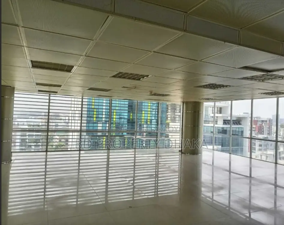 6700 Sqft Nice Open Commercial Space Rent In Gulshan in Gulshan