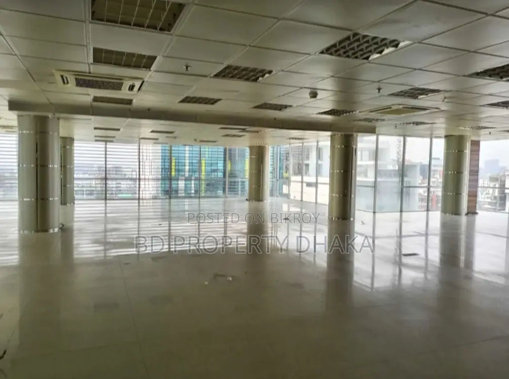 6700 Sqft Nice Open Commercial Space Rent In Gulshan in Gulshan