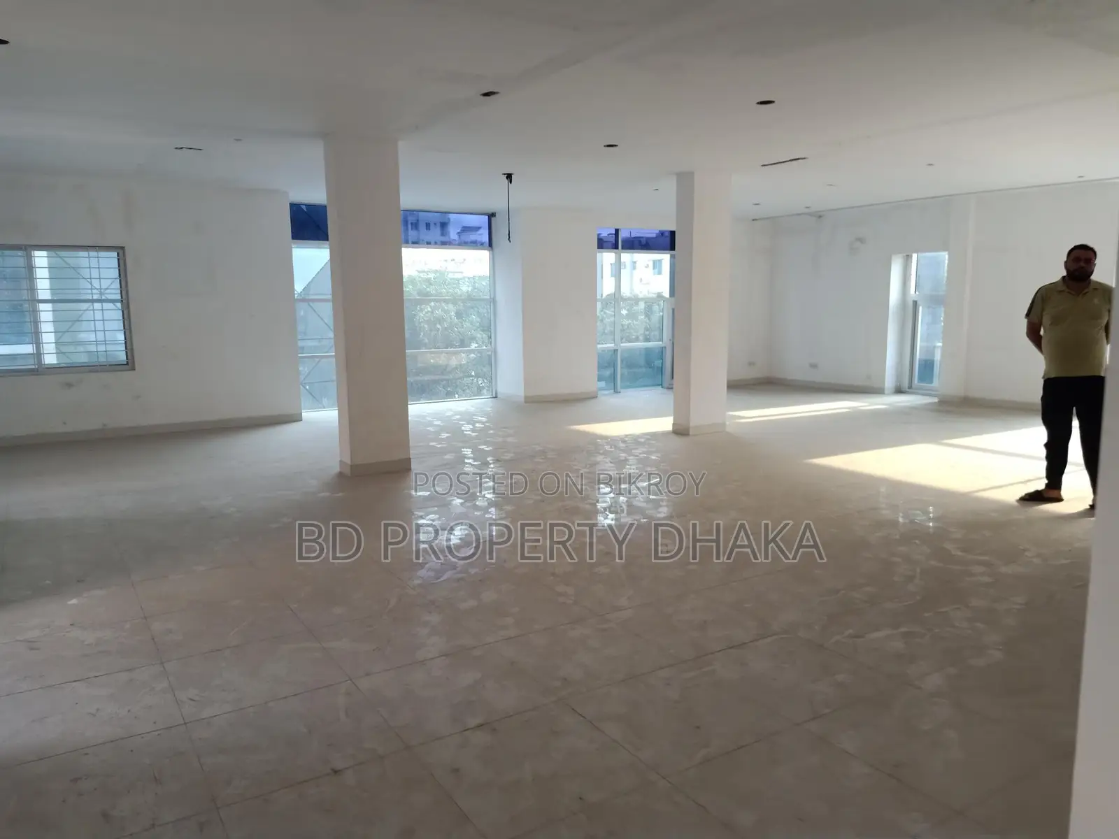 4000 Sqft Excellent Open Commercial Space for Rent in Banani in Banani