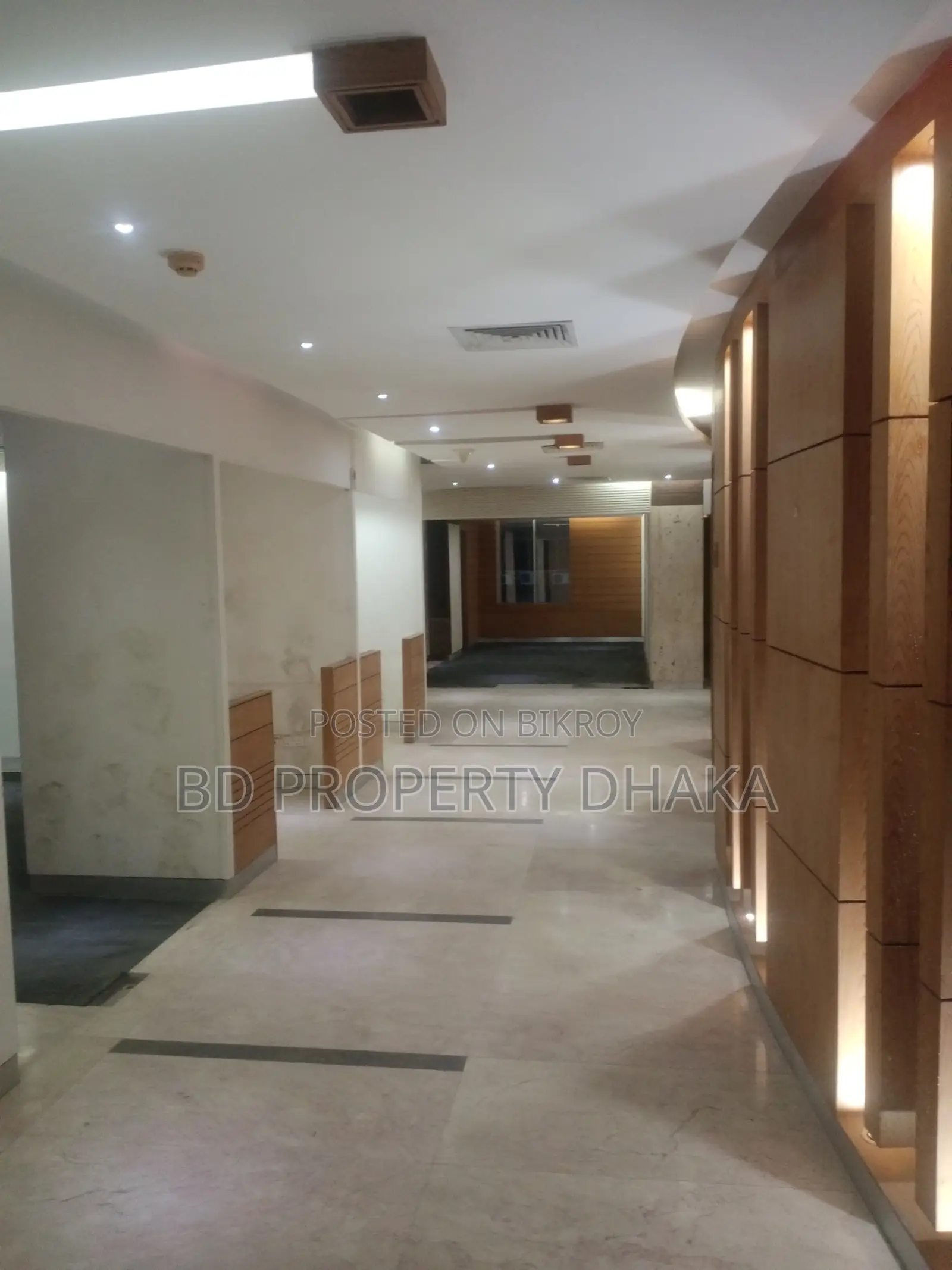 5800sft semi furnished commercial space for rent in Gulshan
